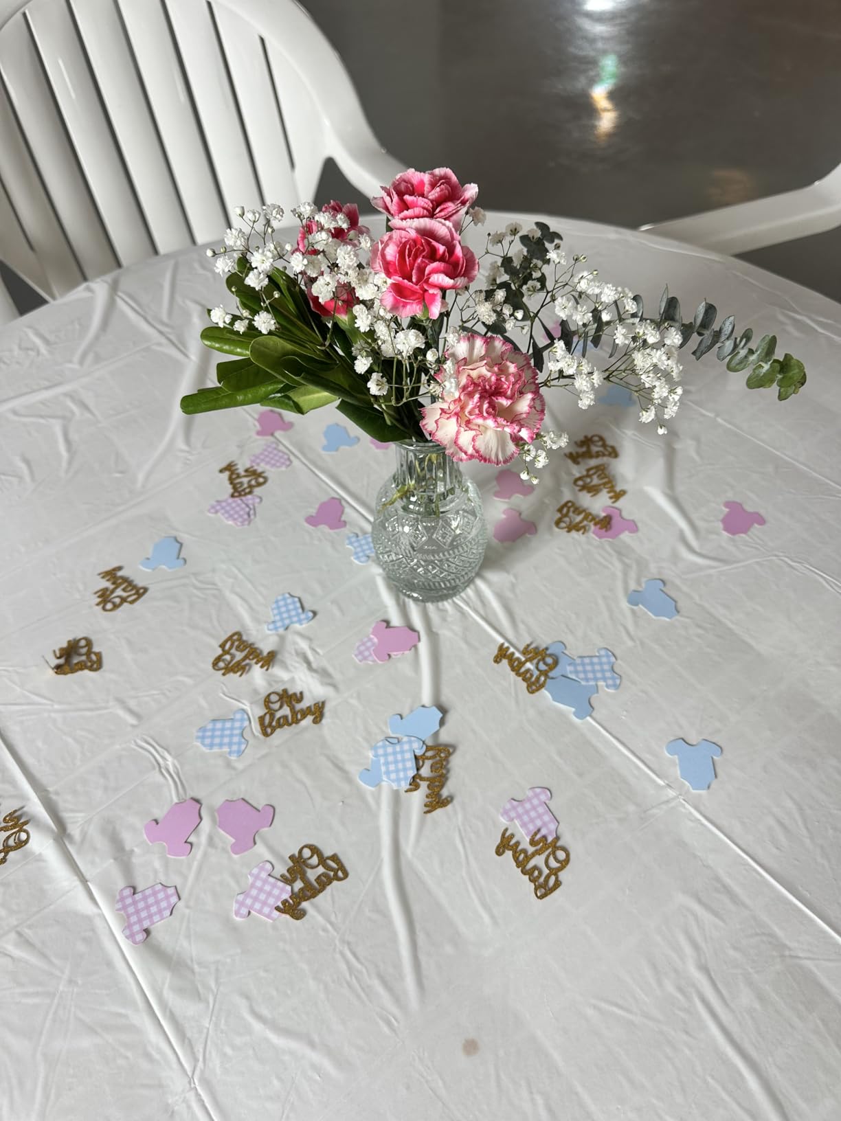 Pureegg Plastic Table Cloth 10 Pack, 54 x 108 Inch Disposable Table Cloths for Party, Picnic and Wedding, Rectangle, White customer photo 1