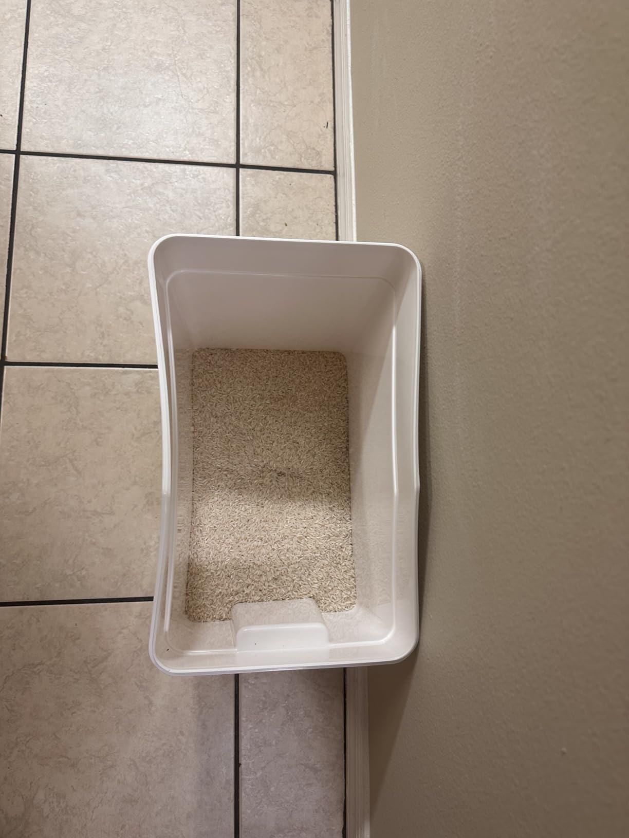 YXQ 25LB Large Flour Storage Container Bin, 2 Pack Airtight Plastic with Wheels Seal Locking Lid Dispenser Organizer Storage Bin with Measuring Cup & Scoop for Flour, Rice, Grain 50LBS Total customer photo 2