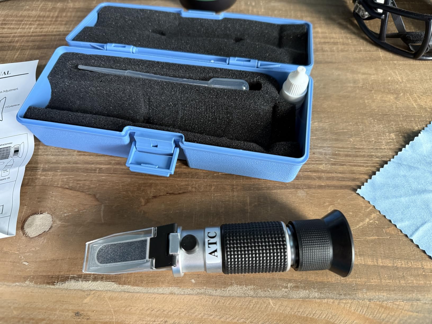 Honey Refractometer with ATC, Portable Refractometer for Honey Moisture,Triple Scale (Honey Moisture: 12-27%, Brix: 58-90%, Baume: 38-43°),Ideal for Honey, Molasses,Maple Syrup,Fruit jam customer photo 1