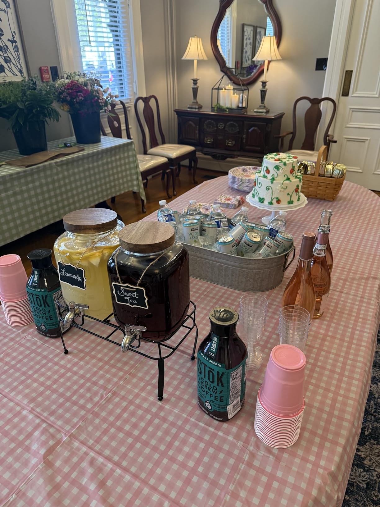 mustry Glass Drink Dispenser for Parties, 1 Gallon Beverage Dispenser with Stand and Spigot, Set of 2 customer photo 2