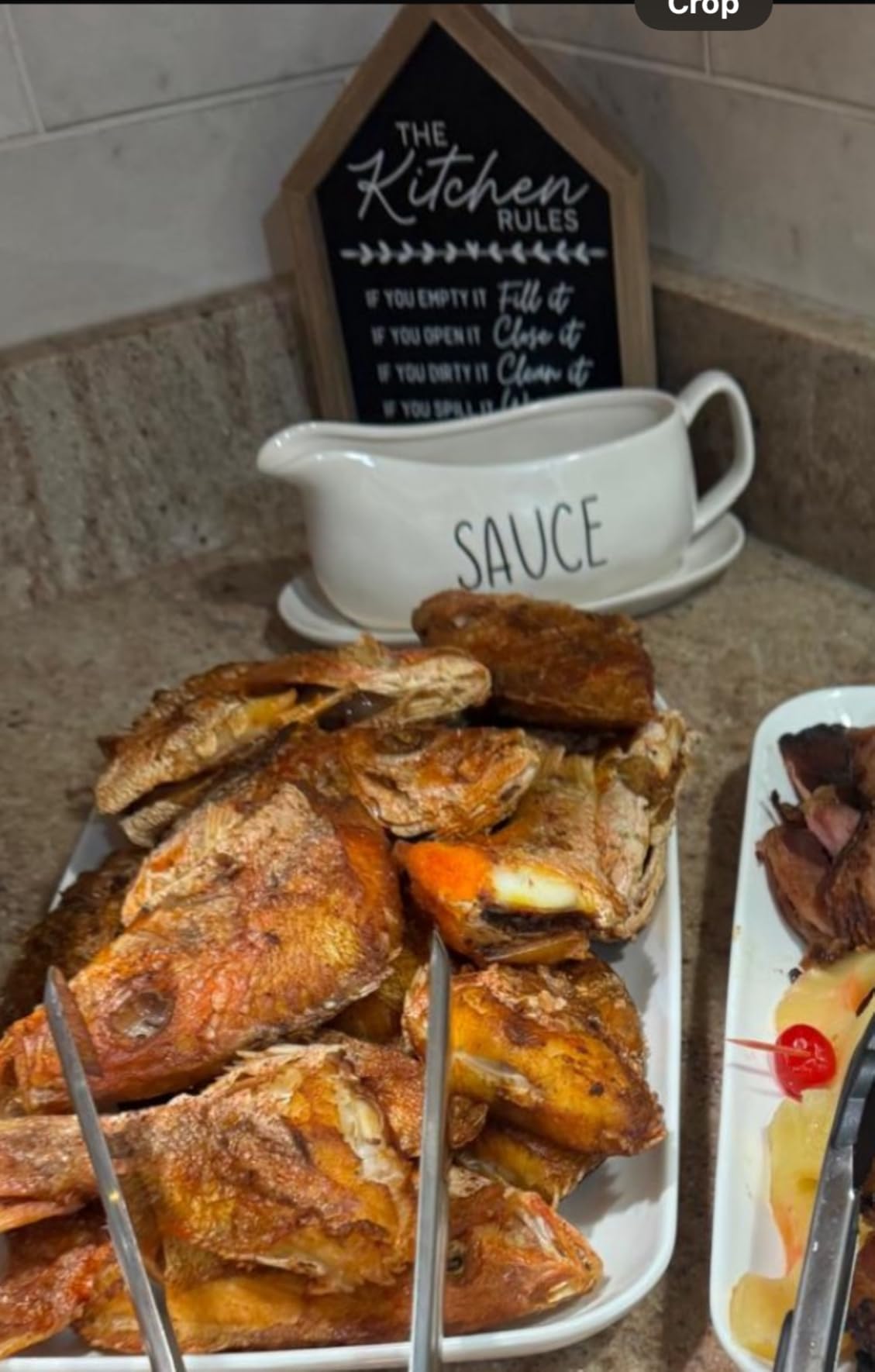 LE TAUCI Gravy Boat with Saucer Stand 16oz, Ceramic Sauce Boat with Tray for Salad Dressings, Creamer, Broth, Black Pepper, Set of 1, Oyster White customer photo 1