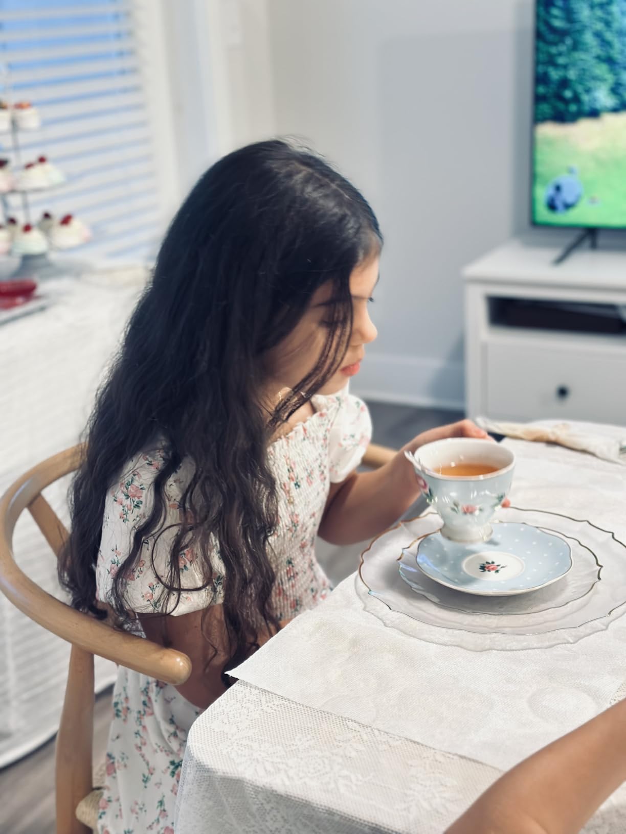 BTaT Floral Tea Cups and Saucers, Set of 6, 8 oz, Fine Porcelain Teacup Set with Gold Trim for Afternoon Tea, Weddings, Parties & Gifting, Dishwasher Safe, Lightweight, Non-Toxic, Mothers Day Gift customer photo 2