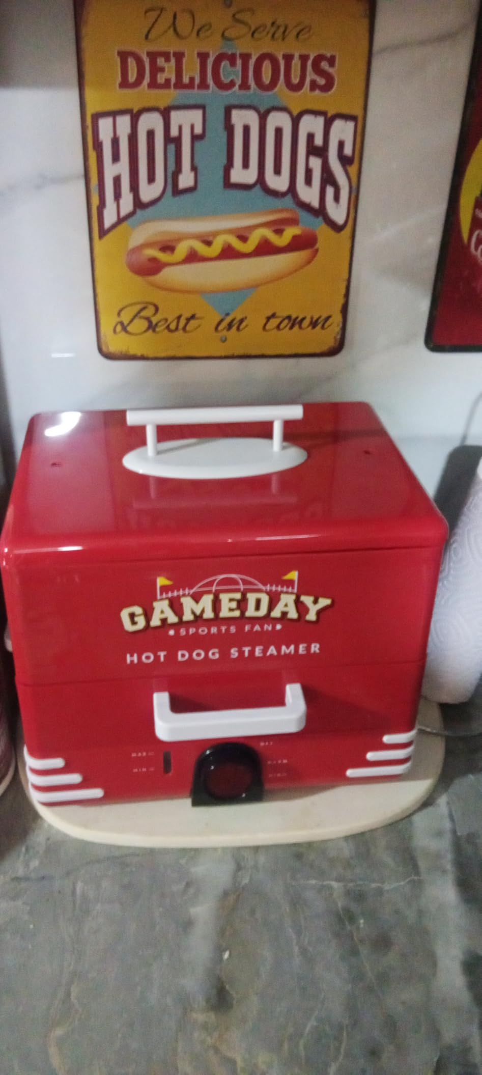 Nostalgia, Game Day Hot Dog Steamer and Bun Warmer, Fits 20 Dogs and 8 Buns, Steams Pot Stickers, Veggies, Potatoes, and Other Appetizers or Toppings customer photo 2
