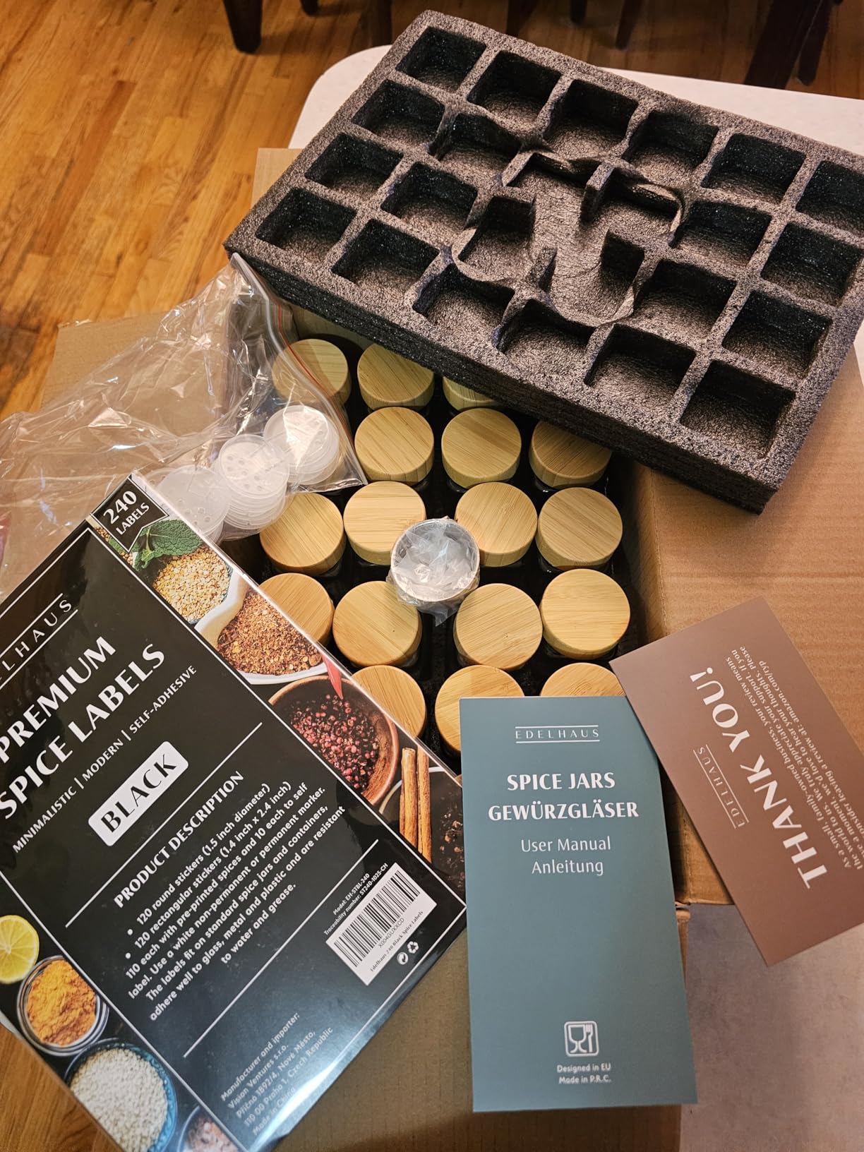 EDELHAUS Square Spice Jars with Bamboo Wooden Lid (Pack of 24) Spice Jars with Shaker Insert and 240 Labels - Bamboo Lid Glass Container for Spice Organisation [4.3 in × 1.8 in] customer photo 2