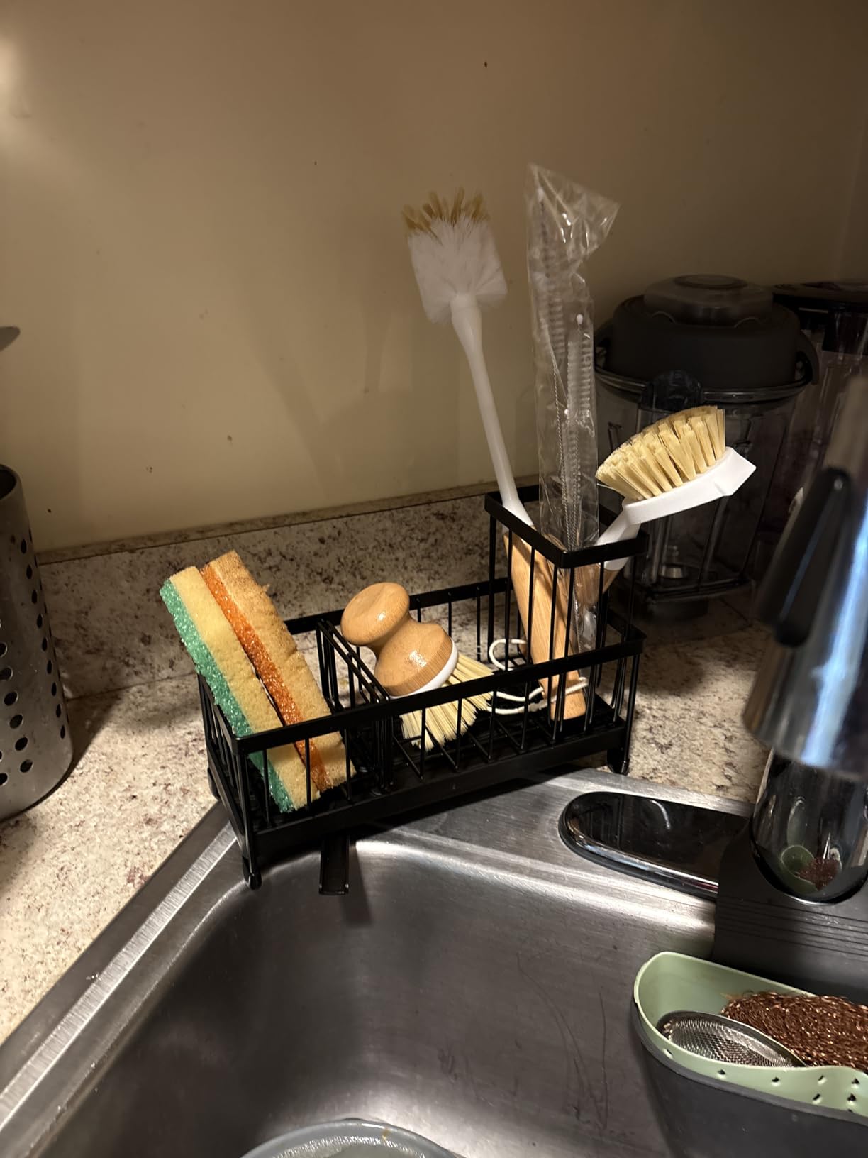 Holikme 6 Pack Dish Brush Scouring Pad Set with Bottle Brush, Dish Brush, Palm Scrub Brush and Straw Brush, Dish Scrubber Long Handle for Dish Bottle Cup Skillet Wok Pot Pan Cast Iron, Yellow customer photo 2