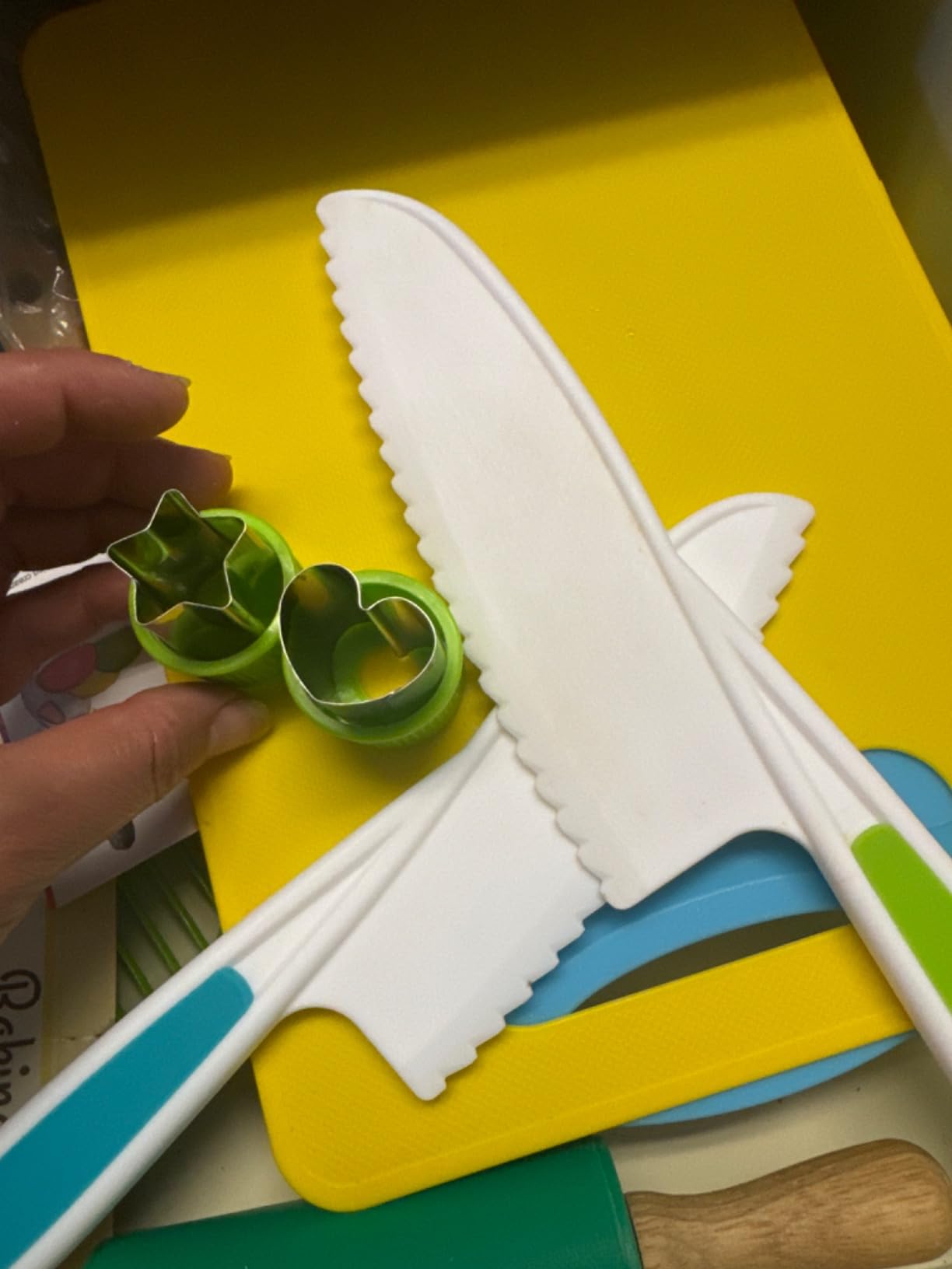 40Pcs Kids Knife Set for Real Cooking: Montessori Kitchen Tools for Toddlers, Kitchen Toy for 3 4 5 6 7 8 9 10 Year Old Boys Girls Birthday Gifts customer photo 2