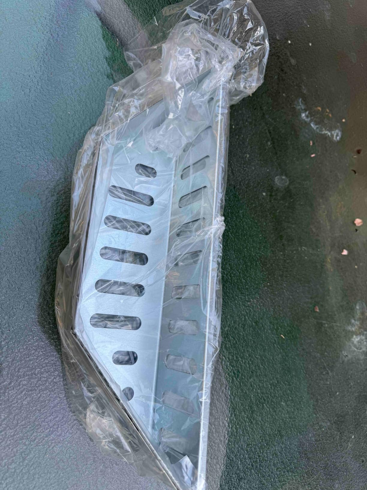 Charcoal Basket Set of 2 - BBQ Charcoal Grill Basket Holders, Heavy Duty Grill Accessories Replacement for Weber 22