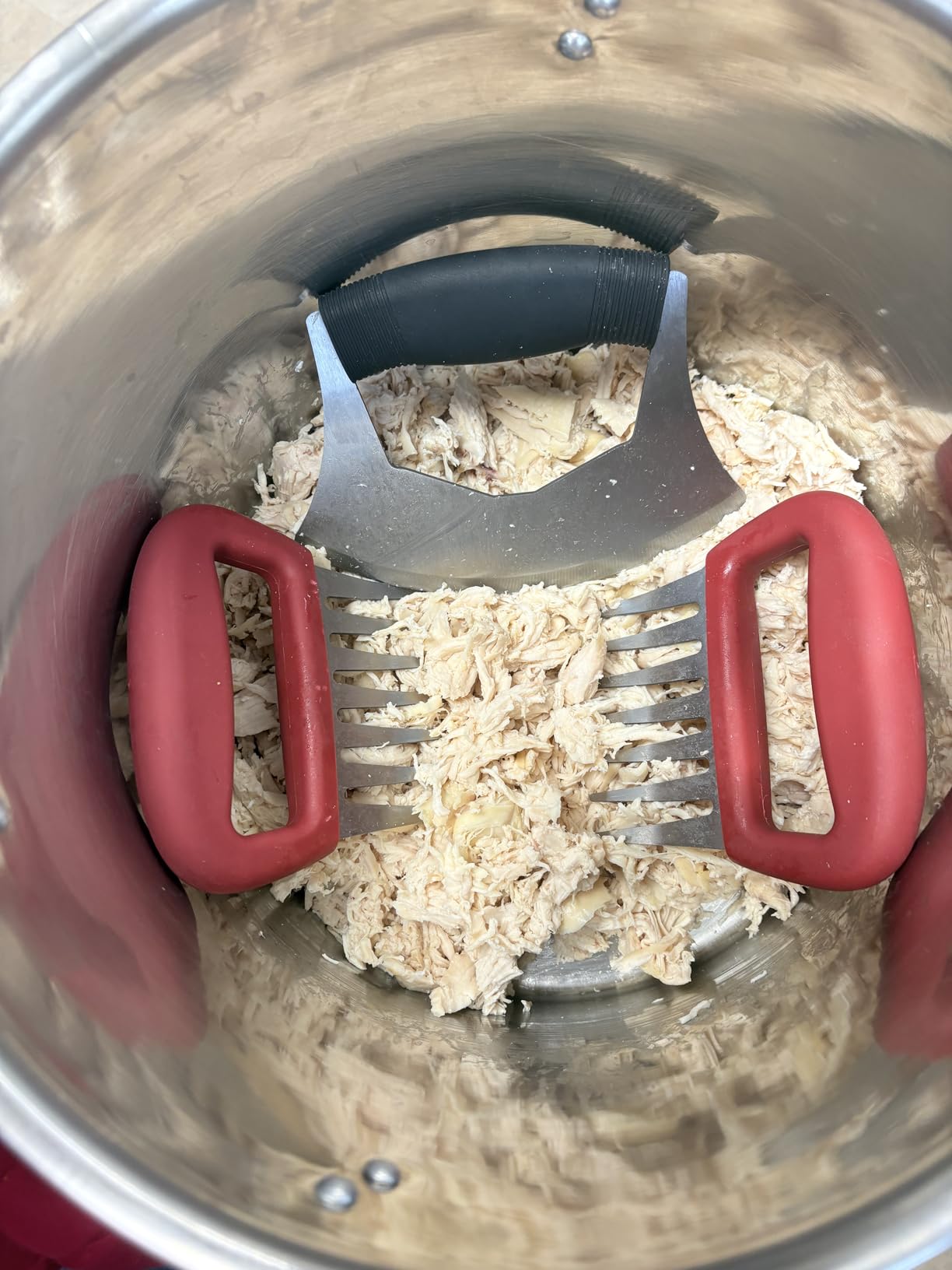 GORILLA GRIP BPA-Free Chicken Shredder Meat Claws, Sharp Stainless Steel Food Shredding Fork, Comfortable Handle, Easily Shred Pulled Pork, Taco Meats, Kitchen Smoker BBQ Tool, Dishwasher Safe, Black customer photo 2