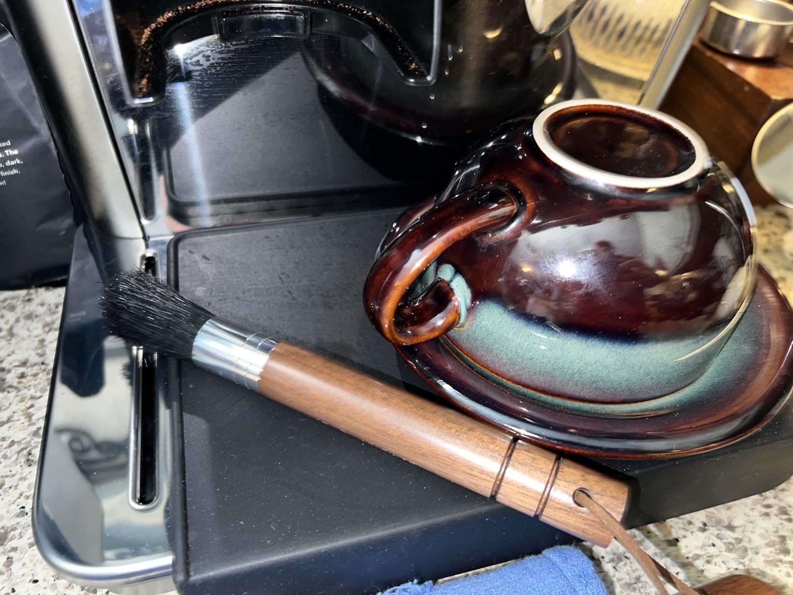 Takavu Coffee Grinder Cleaning Brush, Barista Brush with Black Boar Bristle, Espresso Machine Cleaner Tool, Brista Dusting Accessories Used on Group Heads, Shower Screen, Portafilter, Scoop, Tamper customer photo 2