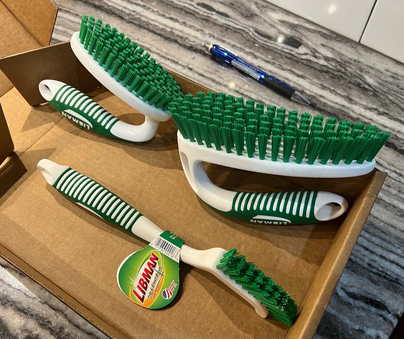Libman Heavy Duty Scrub Brush Kit | Cleaning Brushes for Household Use | Tub Scrubber | Easy Grip Scrub Brush | Big Job Kitchen Brush | Dual Sided Tile & Grout Brush | 3 Different Brushes Included customer photo 2