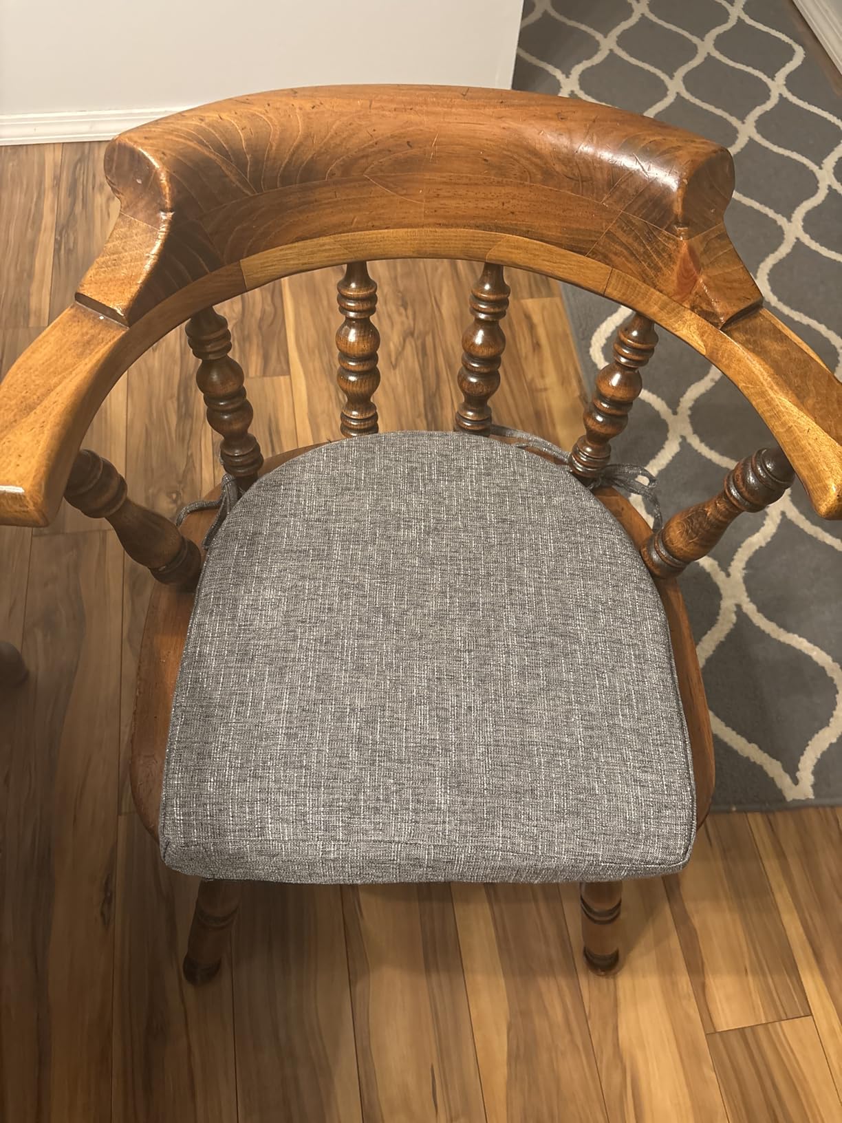 IPYNBAP Chair Cushions for Dining Chairs, Kitchen Chair Cushions, 16'' x 16'' x 2'', Non Slip Indoor Seat Cushions, Chair Pads for Dining Chairs with Ties & Removable Cover, Set of 4, Dark Grey customer photo 2