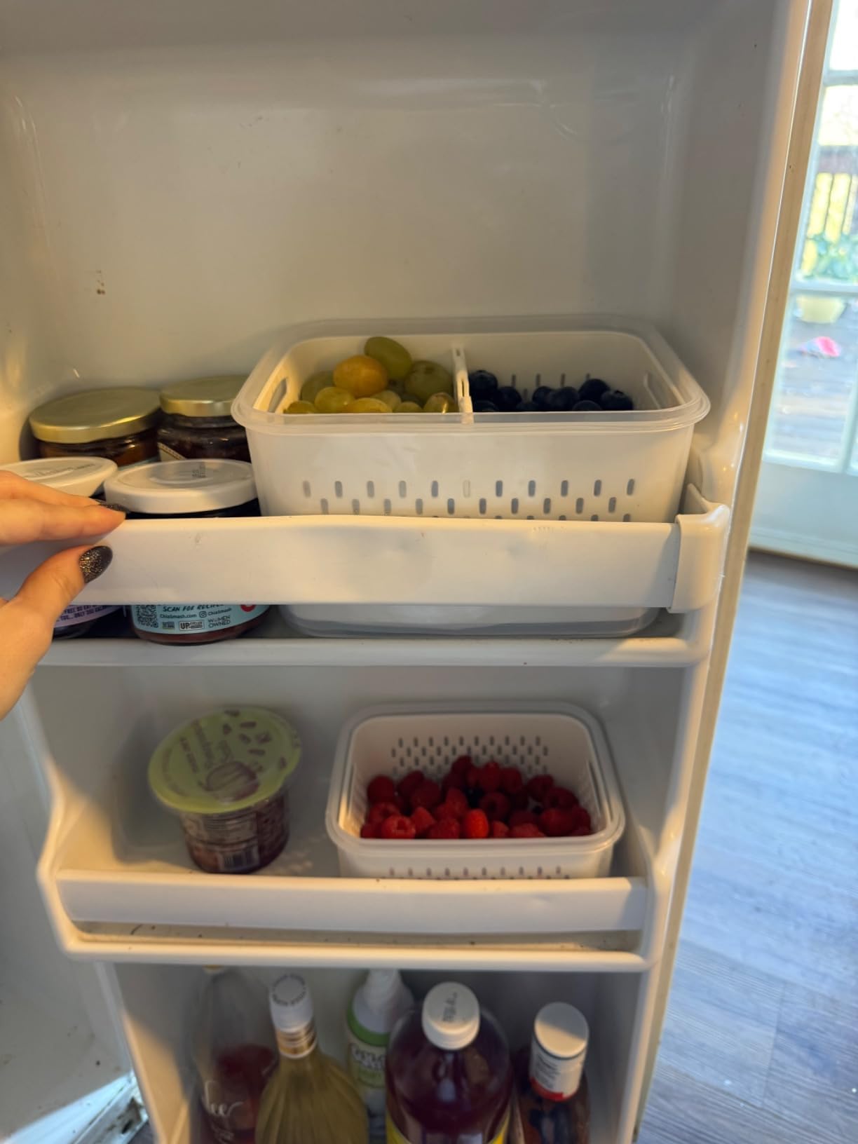 Fruit Storage Containers for Fridge with Removable Colander, 8 Pack Fruit Containers for Fridge with 2 Function Divider Plate, Airtight Storage Container to Keep Berry Fruit Fresh, Dishwasher Safe customer photo 2