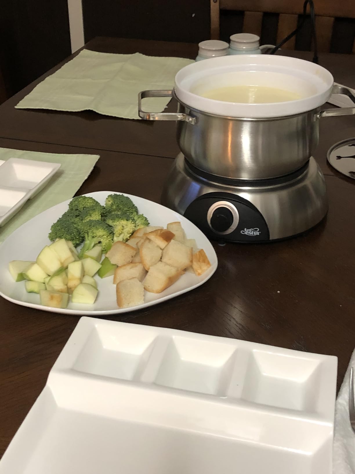 Artestia Electric Fondue Pot Set, 2.6QT, Adjustable Temperature Control, Removable Stainless Steel & Ceramic Bowls, 8 Color-Coded Forks, for Cheese, Chocolate, Broth & Hot Pot customer photo 1