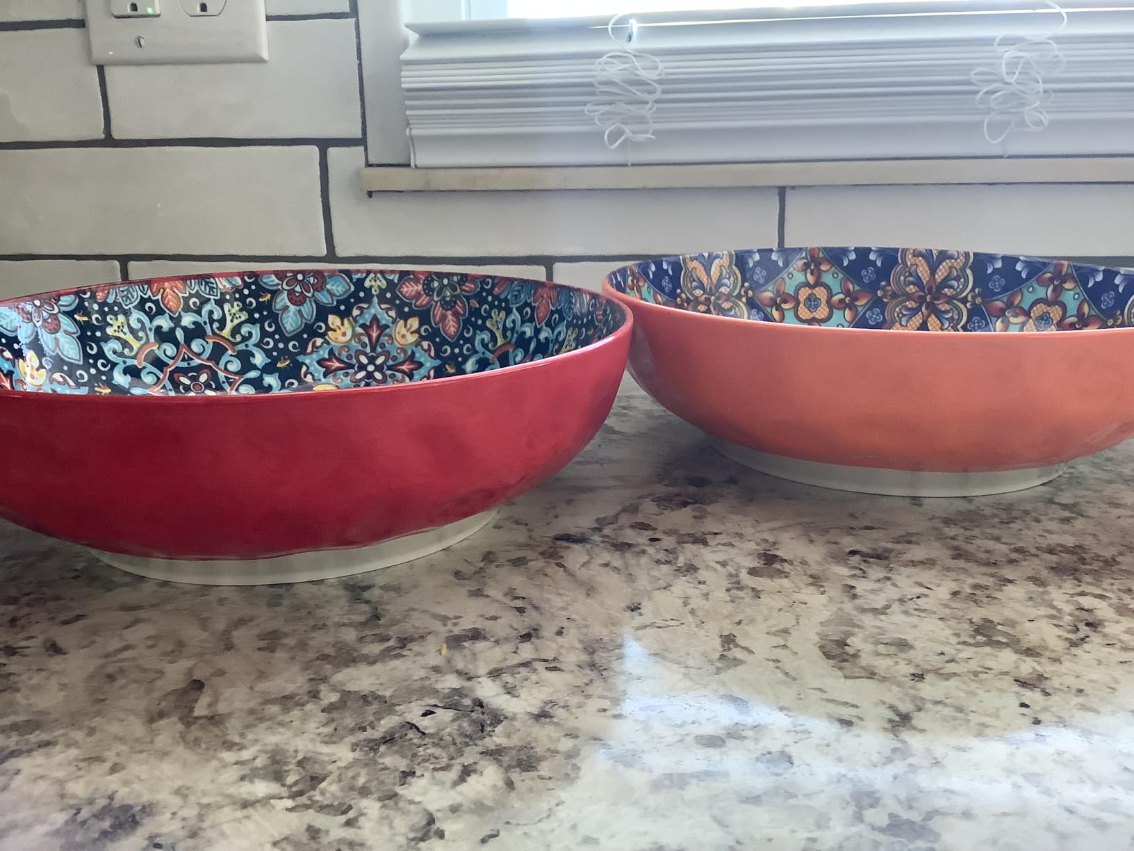 vancasso Large Serving Bowls, 78 Oz Extra Large Salad Bowls Set of 2, Bohemian Decorative Bowls for Salad, Fruit, Pasta and Dinner, Serving Dishes Set for Party, Dishwasher & Microwave Safe-Red customer photo 2