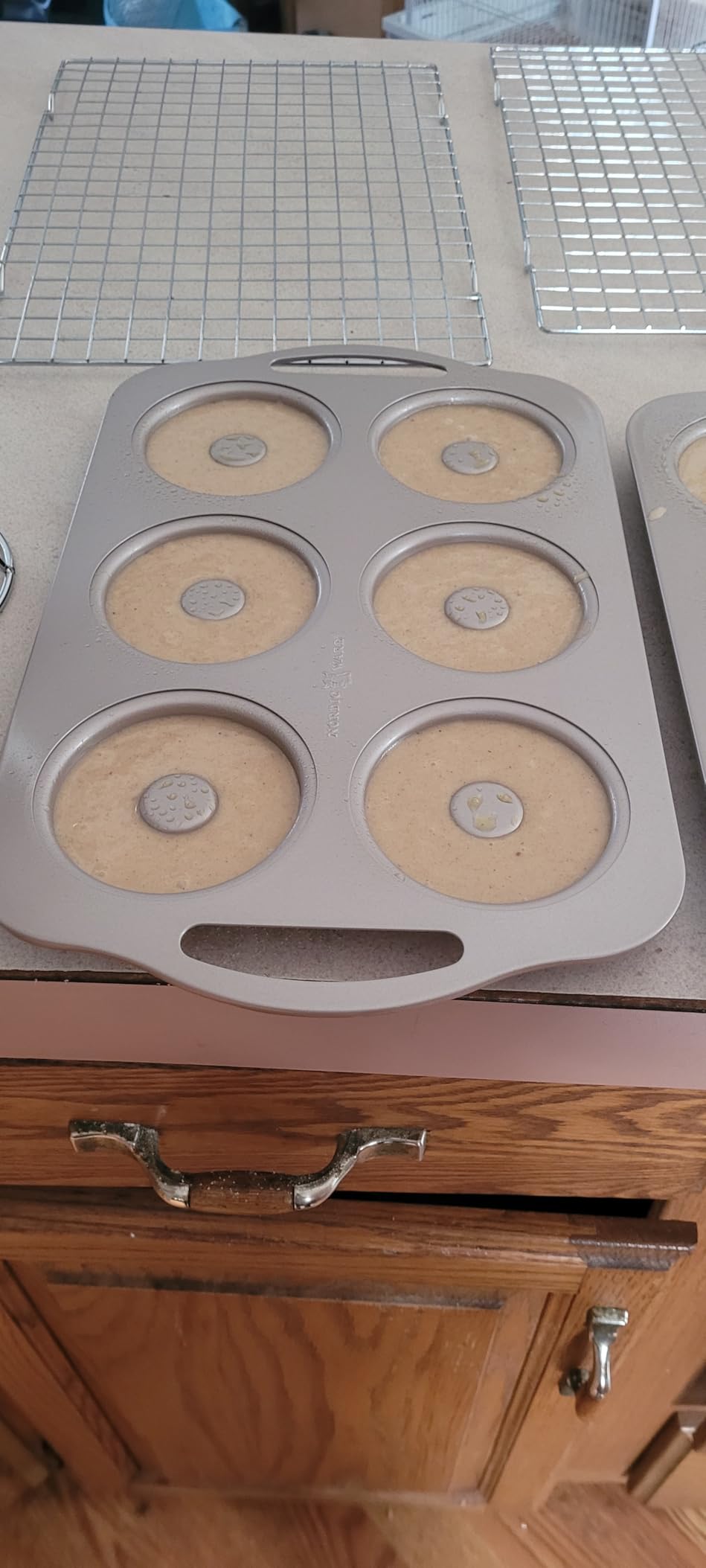 Stainless Steel Pancake Batter Dispenser with Squeeze Handle and Multi-Nozzle, for Pancakes, Cupcakes, and Baked Goods. 40 oz customer photo 1