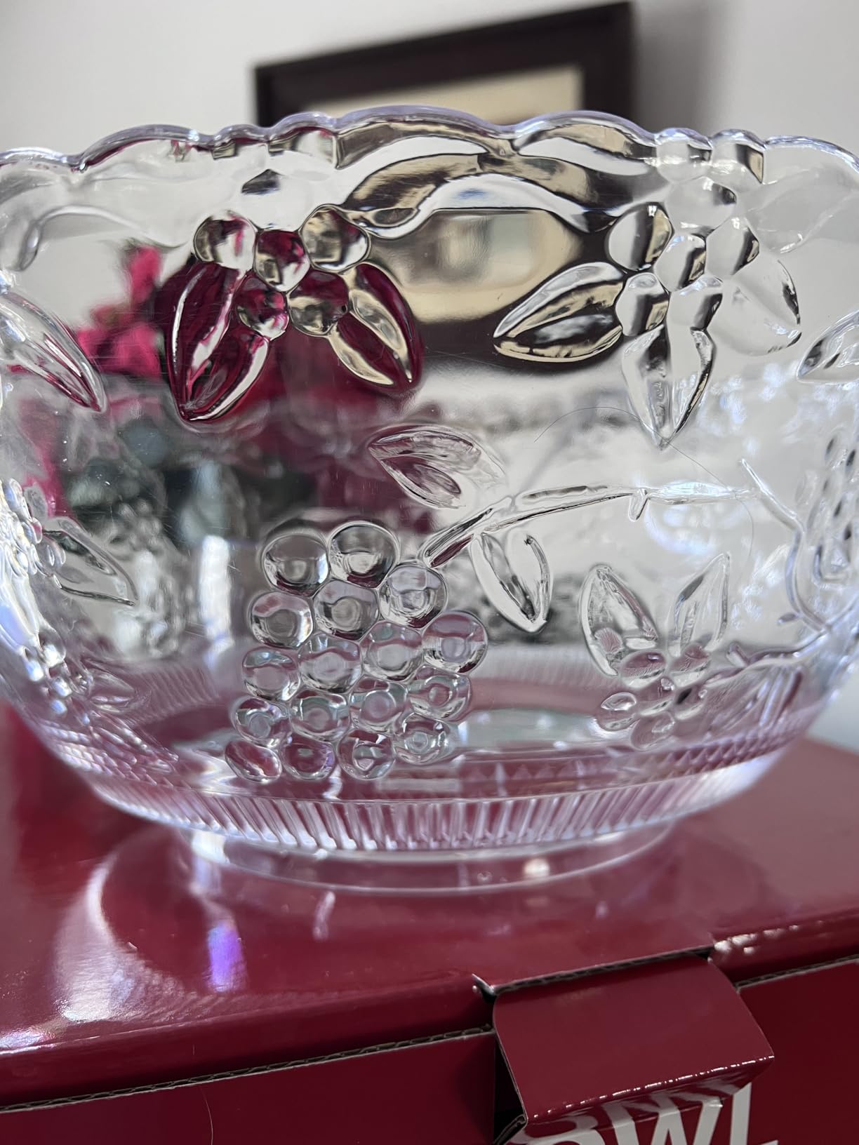 Stock Your Home Premium Plastic Punch Bowl with Ladle, Fancy Disposable Punch Bowls for Parties, Holidays, Schools, Halloween, and More, Quality Glass Like Appearance, Large Punch Bowl with Ladle Set customer photo 2