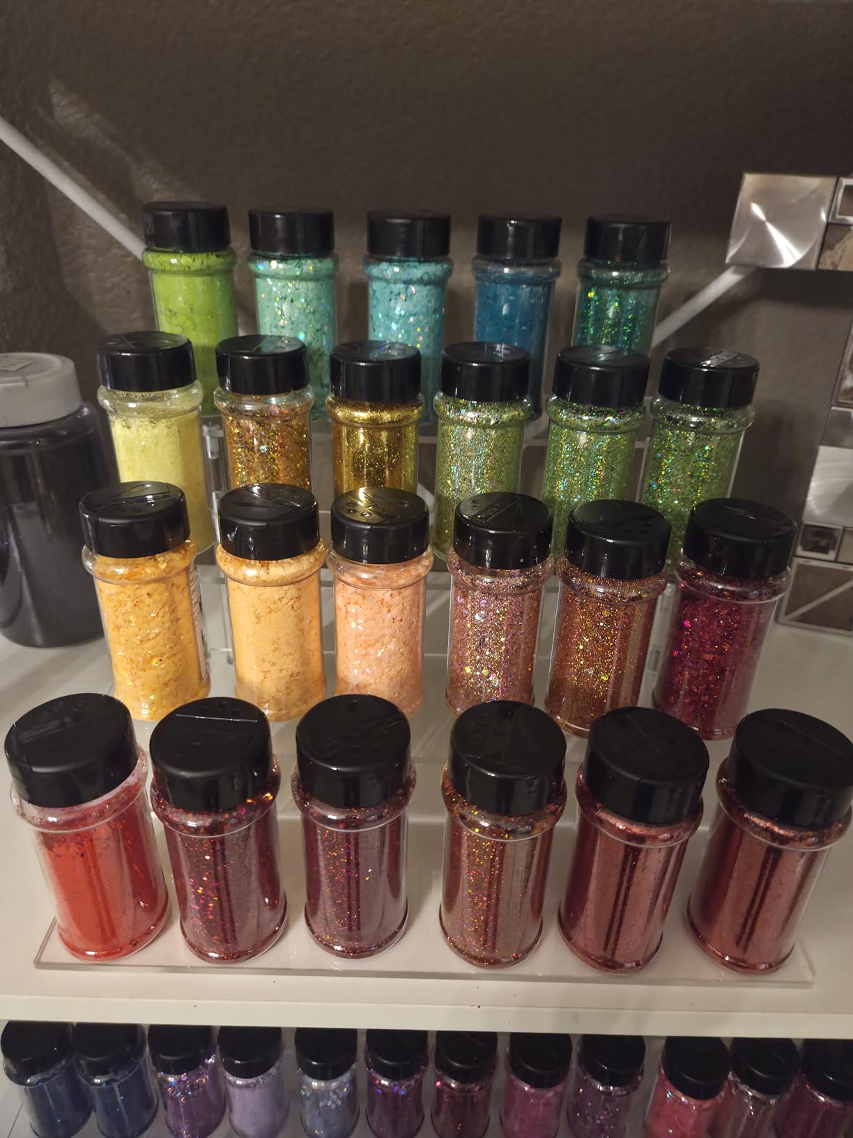 HENABLE 4 Tier Acrylic Perfume Organizer Stand, Clear Display Risers for Perfume, Cologne, Cosmetic, Skincare, Funko POP, Dessert Display, Cupcake Stand Holder customer photo 2