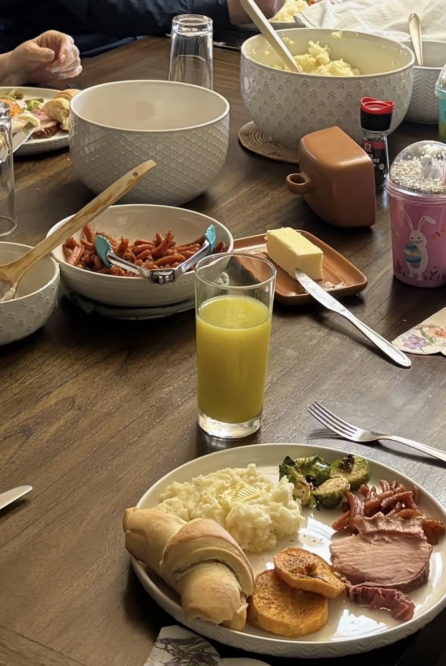 Stoneware Dinnerware Sets Service for 4, 12 pcs Reactive Glaze Plates and Bowls Sets, Embossed Boho Ceramic Dish Set, Highly Chip and Crack Resistant Farmhouse Plate Set, Ivory White customer photo 2