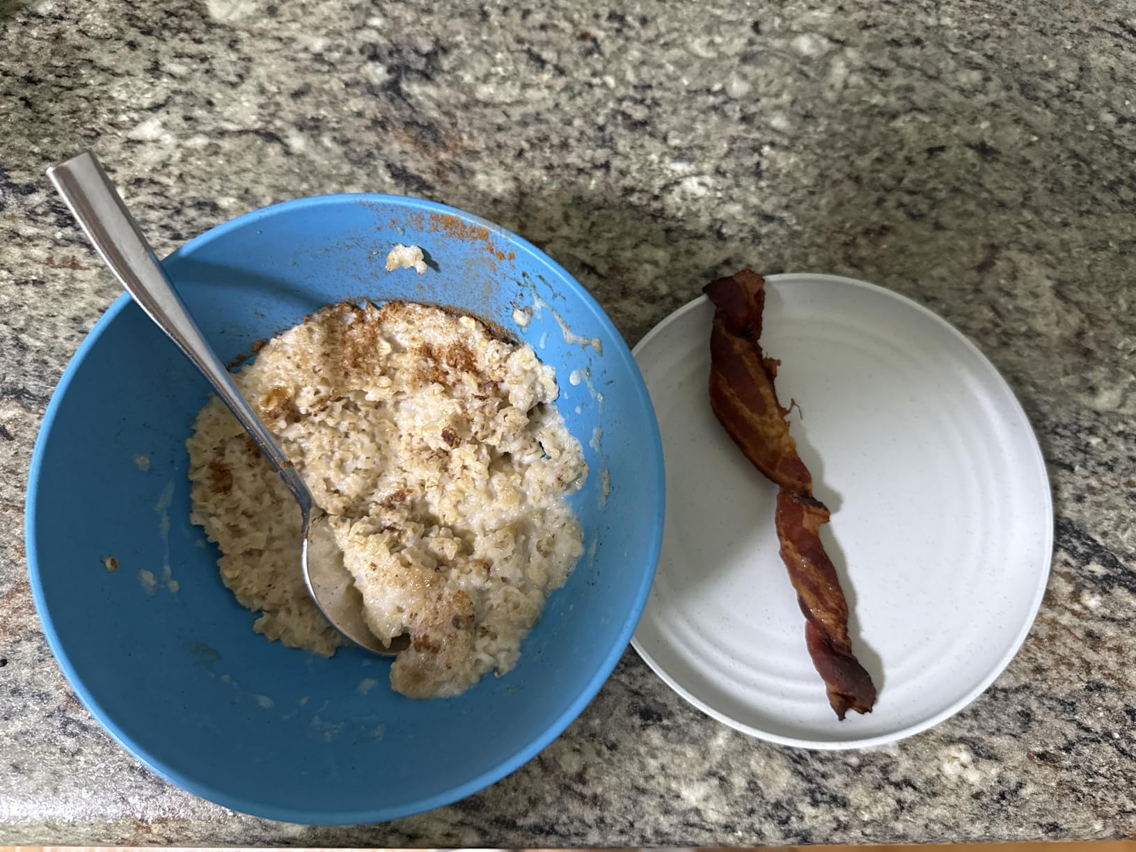 Homienly 40-Piece Premium Wheat Straw Dinnerware Sets, Service for 8, Unbreakable Plates and Bowls Set - Cups Sets, Dinner Plates, Bowls for Kitchen,Dishwasher and Microwave Safe Dishes Set - Multi customer photo 2