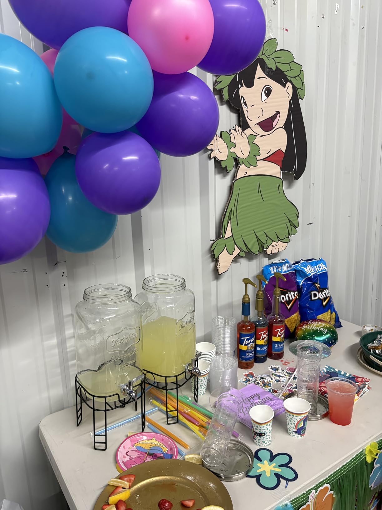 2 Gallon Drink Dispensers for Parties, 2 Pack Glass Beverage Dispenser with Stand & 18/8 Stainless Steel Spigot customer photo 1