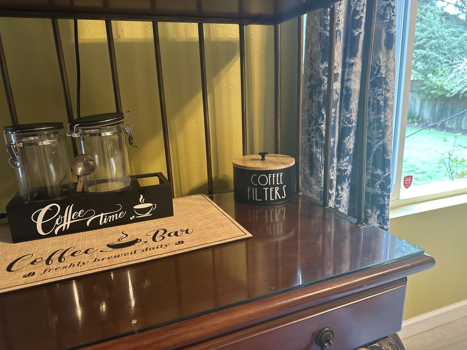 Coffee Filter Holder, Large Capacity Coffee Filter Storage Container with Bamboo Lid, Metal Coffee Filter Dispenser Pod Organizer Basket Accessory for Bar Counter Decor customer photo 2