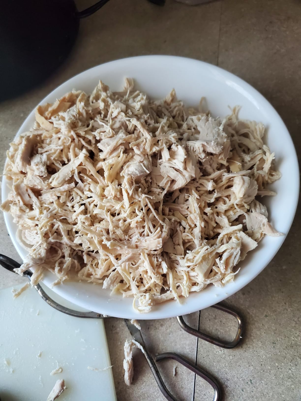 Chicken Shredder Tool Twist Large - 10'' Pro Meat Shredders for Chicken Breast,Visible Kitchen Gadgets Grinder Machine with Brush,Strong Anti-Slip Strip,Ergonomic Handle,BPA Free (Black) customer photo 2