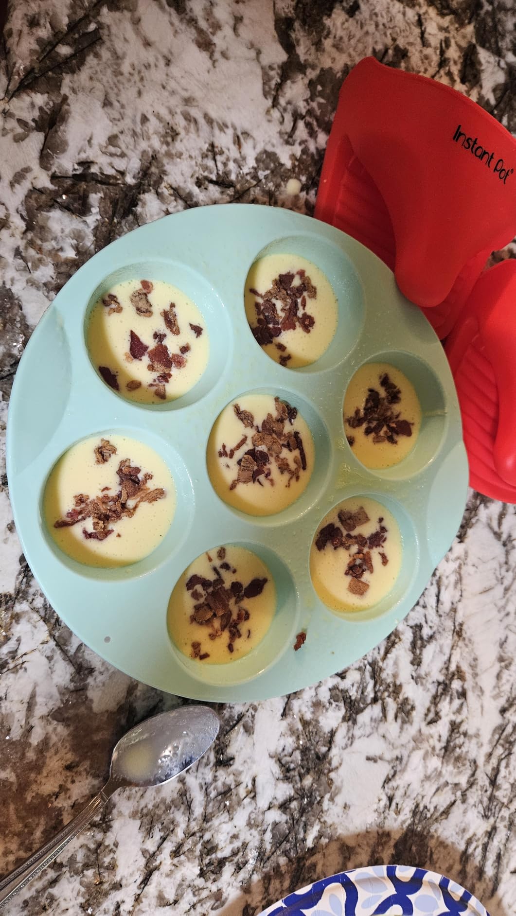 Sakolla 2 Pack Silicone Egg Bite Molds for Air Fryer, Nonstick 7 Cups Air Fryer Muffin Pan for Baking Egg Bite, Mini Muffins, Tart, Mini Cupcake and Quiche (Pink + Green) customer photo 2