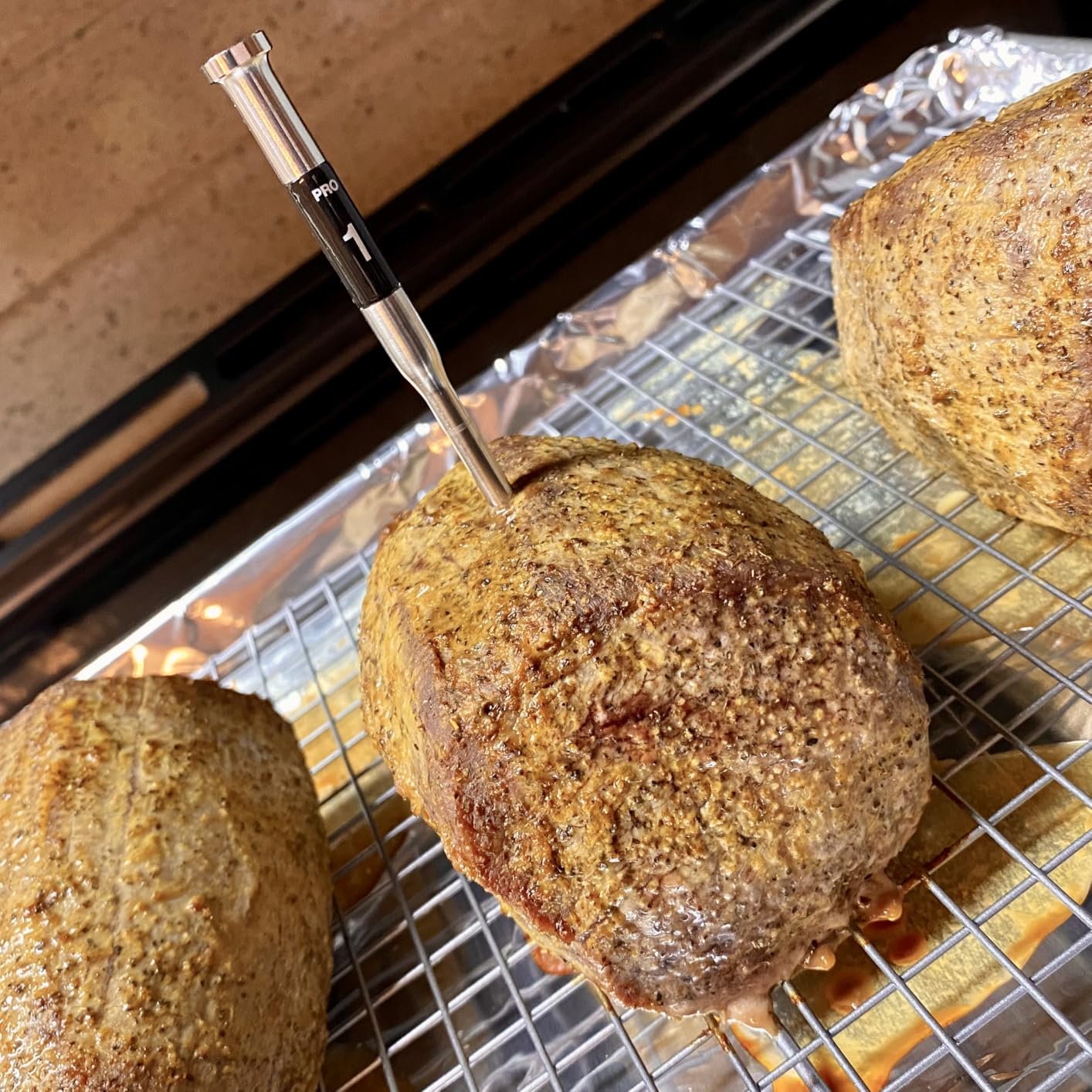 ThermoMaven Smart Bluetooth Wireless Meat Thermometer, 10X Enhanced Sub-1G Signal and Stability, Standalone Display Base, Certified Accuracy ±0.5°F, WiFi Unlimited Range for BBQ, Oven, Smoker, Grill customer photo 1