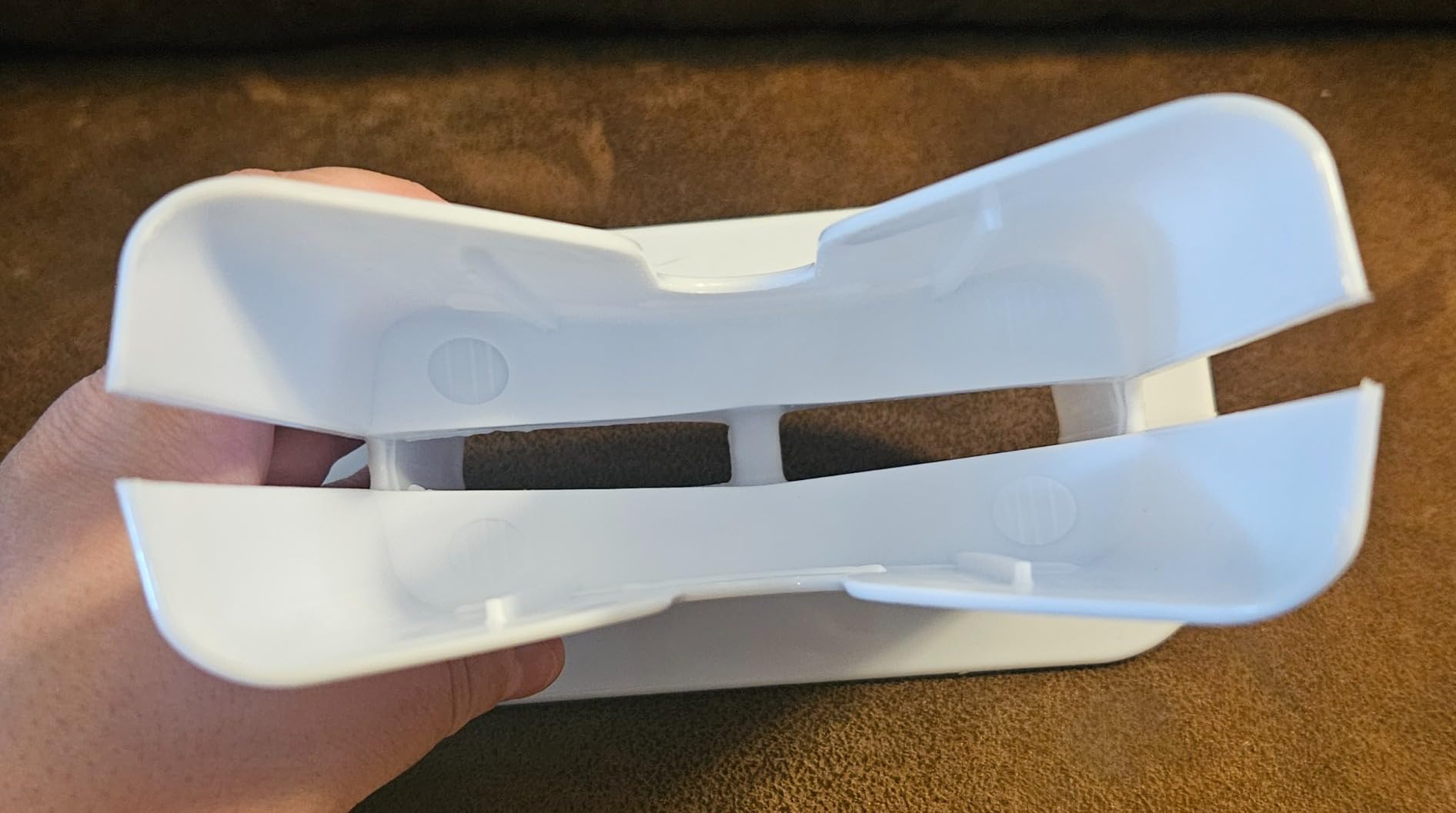 Bagel Slicer, Perfect for Bagels, Safe Grip, Safety Shield, Bagel Cutter Stainless Steel, Universal Slicer (White) customer photo 2