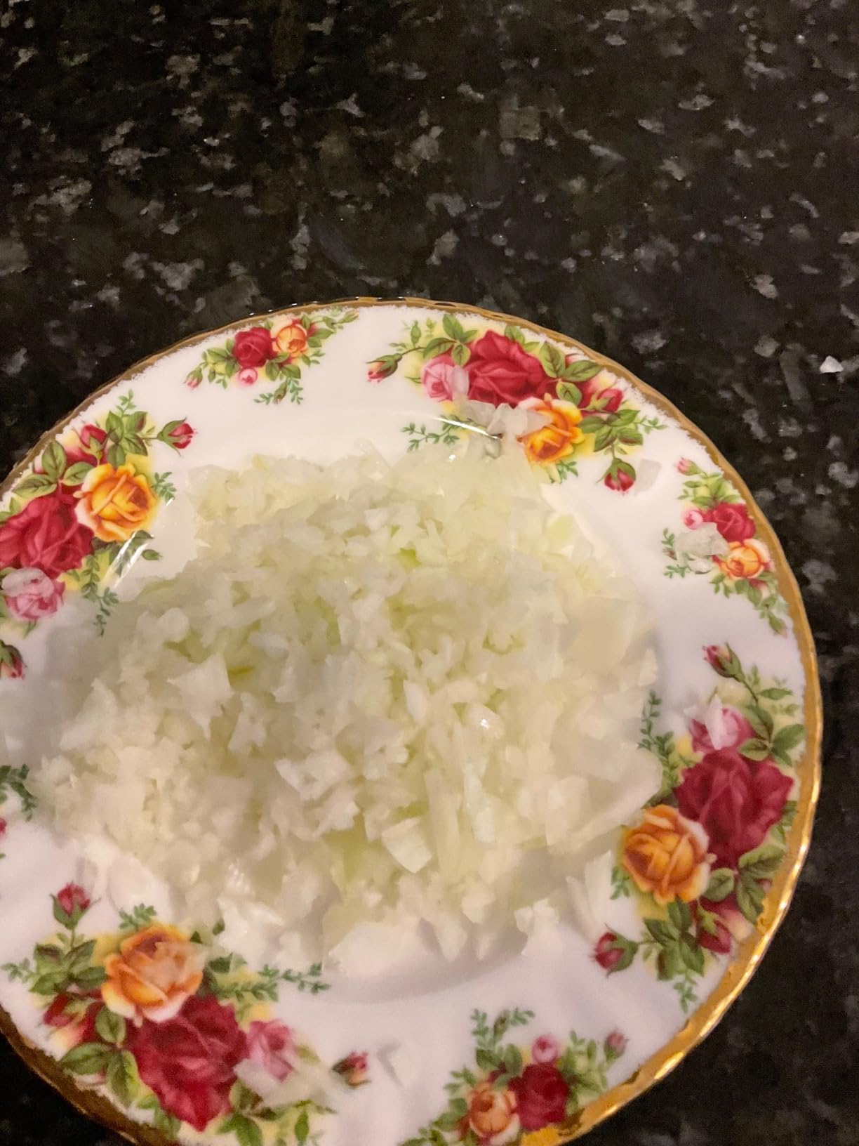 EASYSPEED Electric Garlic Chopper 1Cup, Mini USB Charging Wireless Food Processor with 304 Stainless Steel, 3 Sharp Blades, Portable Kitchen Meat Grinder for Onion, Garlic, Ginger, Chili customer photo 2