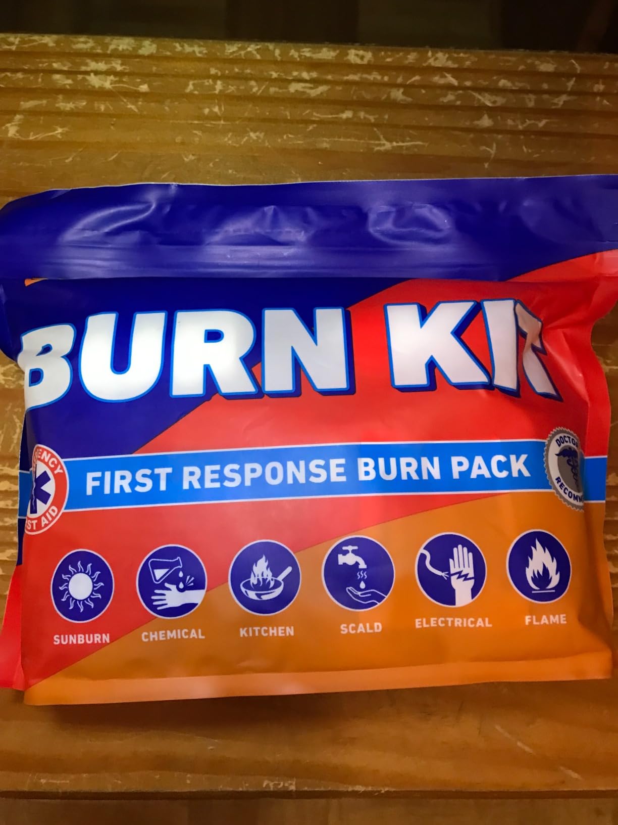 BurnFIX Burn Kit First Aid Recommended by Doctors, Comprehensive 25pcs First Aid Kit Includes Burn Gel, Burn Dressing, Gloves, Scissors, Wipes for Quick Burn Relief customer photo 2