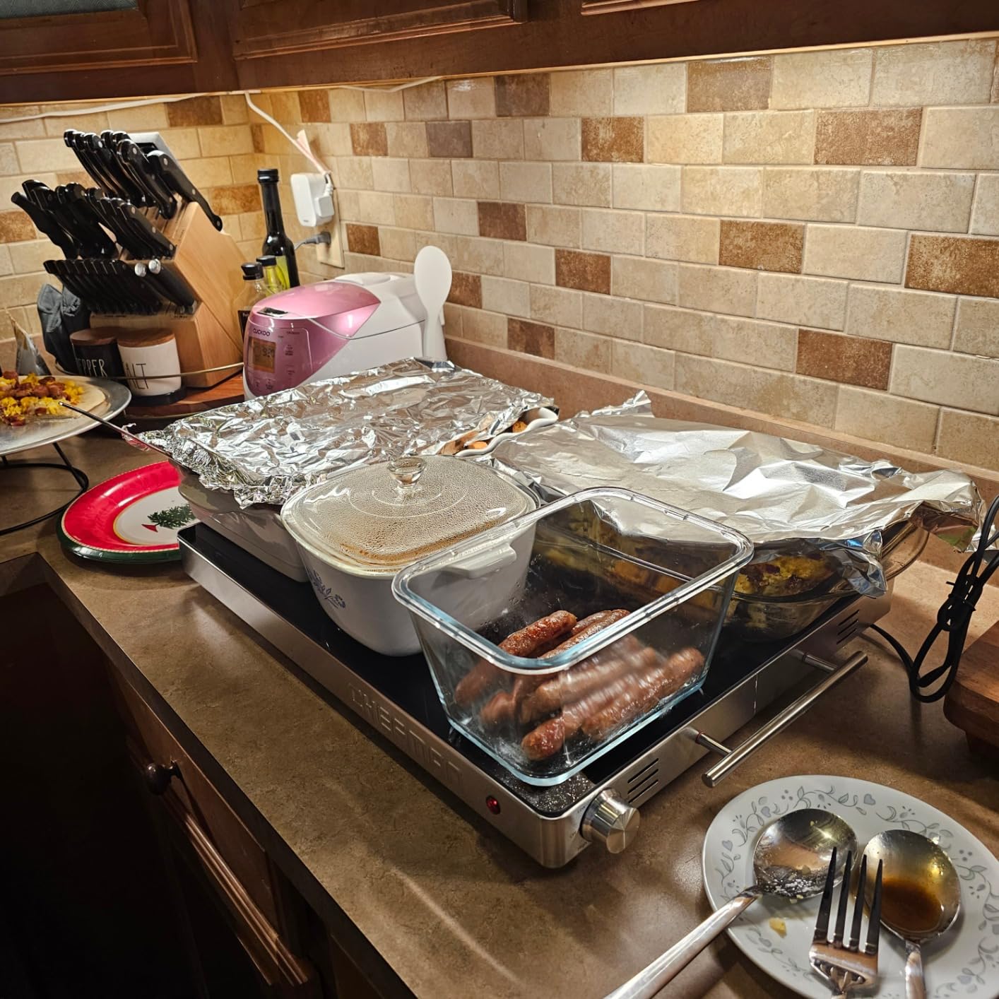 Chefman Electric Warming Tray with Adjustable Temperature Control, Perfect For Buffets, Restaurants, Parties, Events, and Home Dinners, Large 21