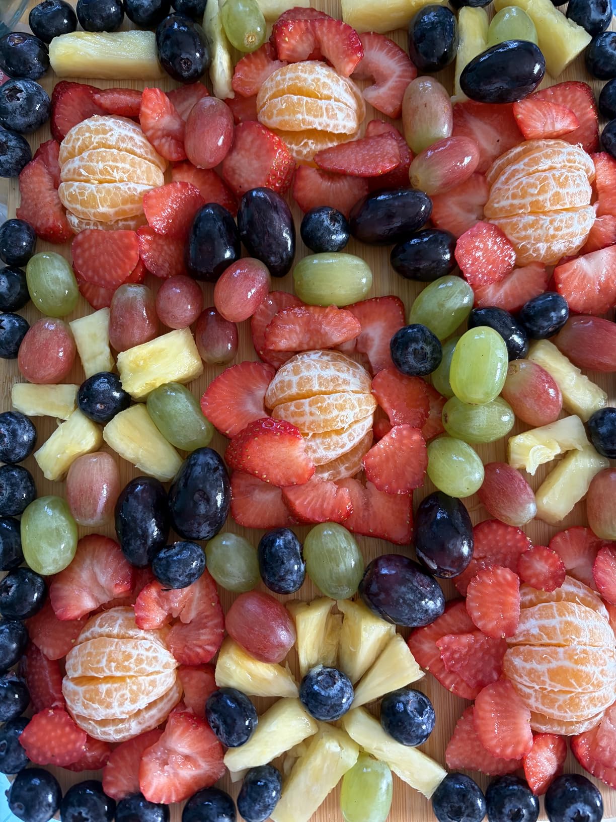 Charcuterie Board with Lid - Reversible, 2-in-1 Travel Portable Cheese Board for Picnics & Entertaining - Housewarming Gift Set Idea - Covered Snack Serving Tray - Large Food Platter customer photo 2