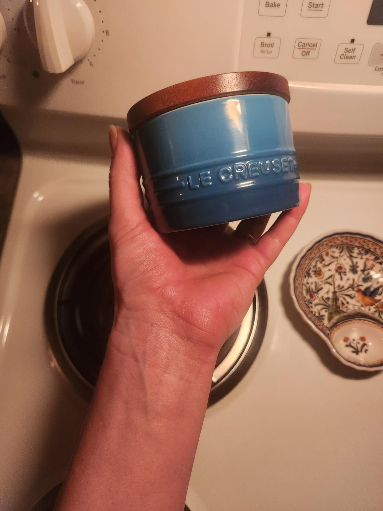 Le Creuset Signature Small Salt Cellar and Storage Canister with Wood Lid, 7 oz., Cerise customer photo 1