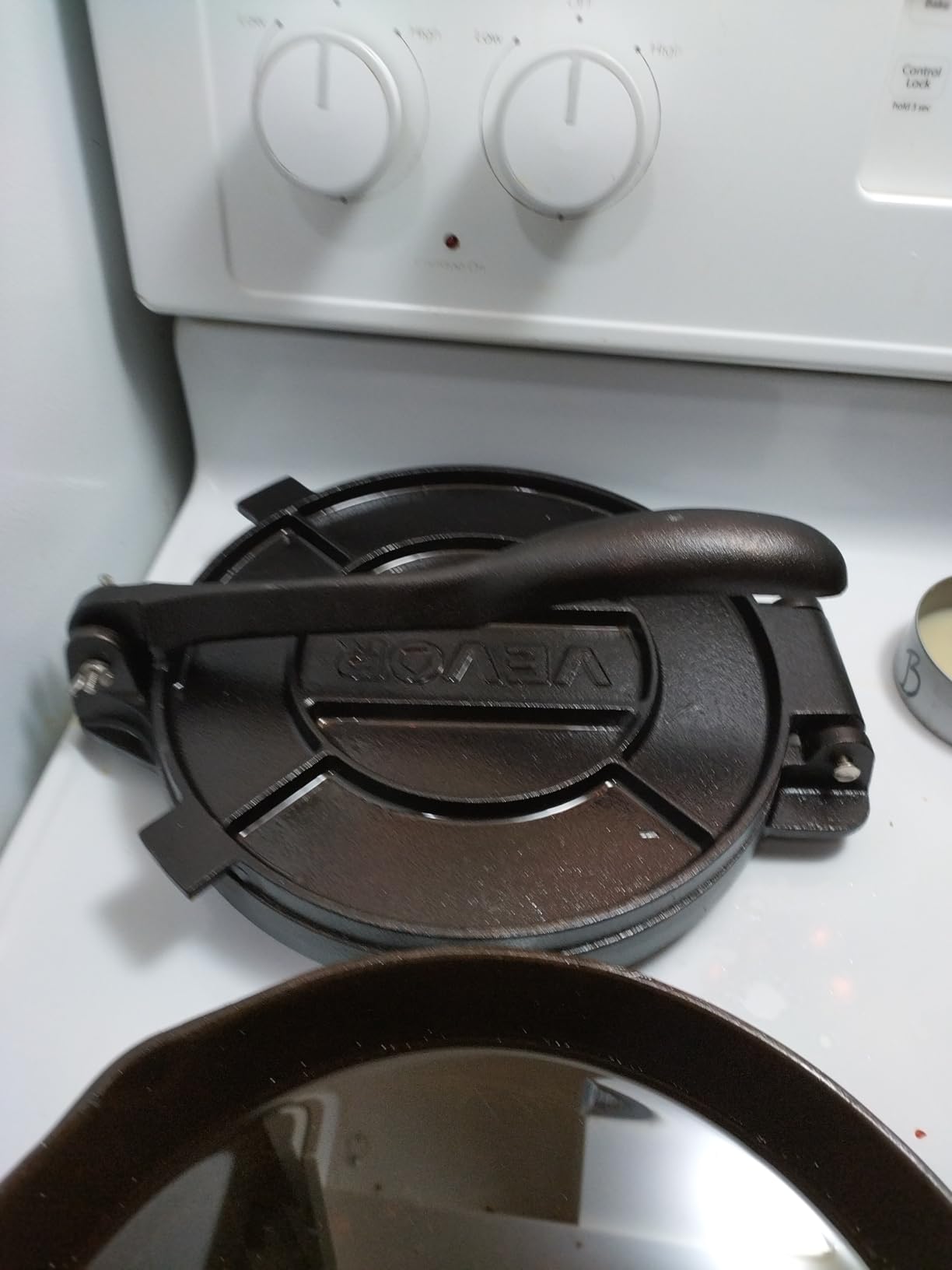 VEVOR Electric Tortilla Maker, Automatic Corn Tortilla Making Machine with Non-Stick Coating and Two Molds(4 in + 6 in), Electric Chapatti Machine Suitable for Produce Sopes Pita Tortilla Pizza customer photo 1