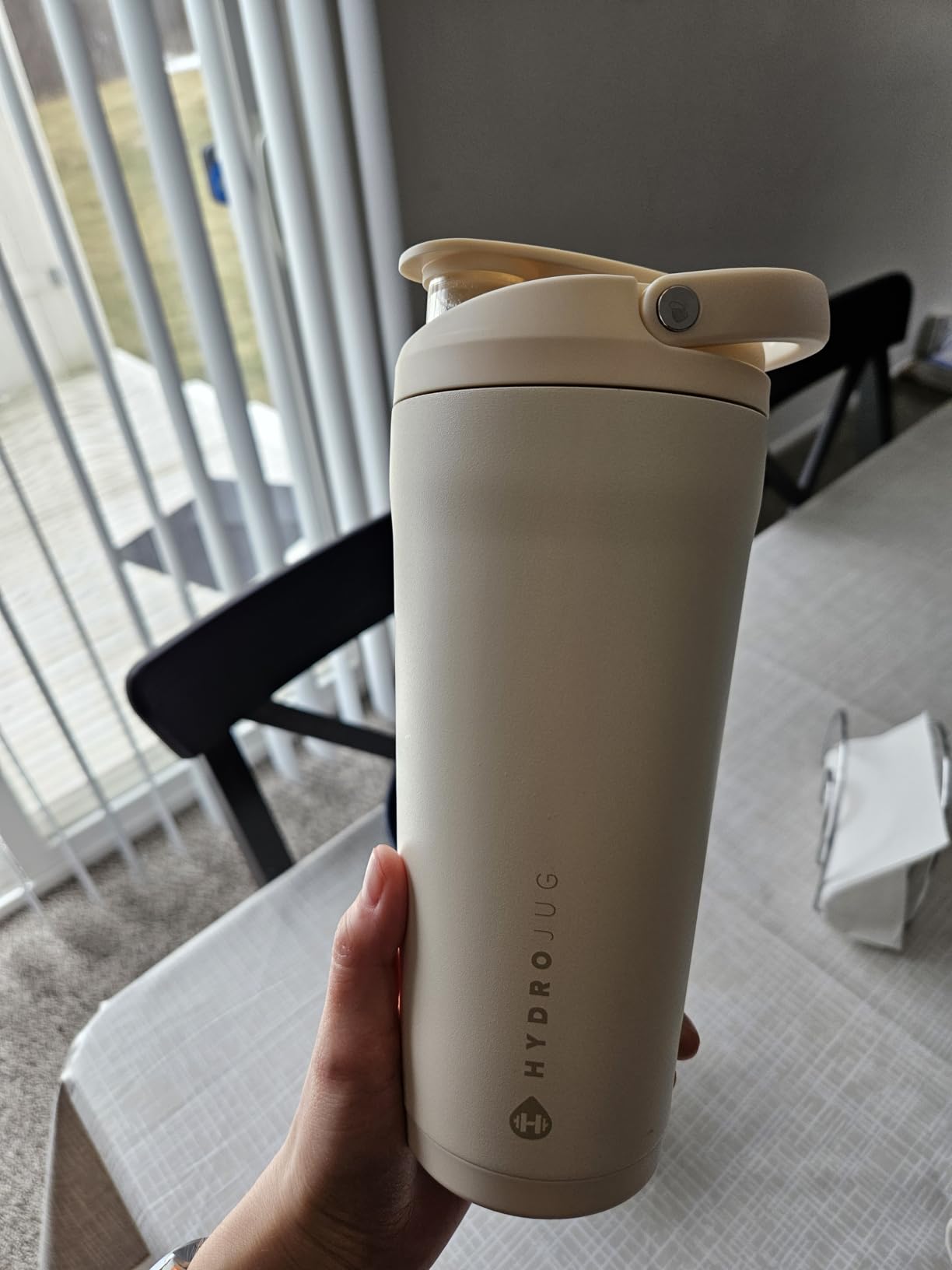 HydroJug 24 oz New Stainless Steel Shaker - Insulated, Leakproof, BPA-Free with Silent Mixing Grate - No Clumps, No Noise - Premium Shaker for Fitness, Sports & Everyday Use, Black customer photo 1