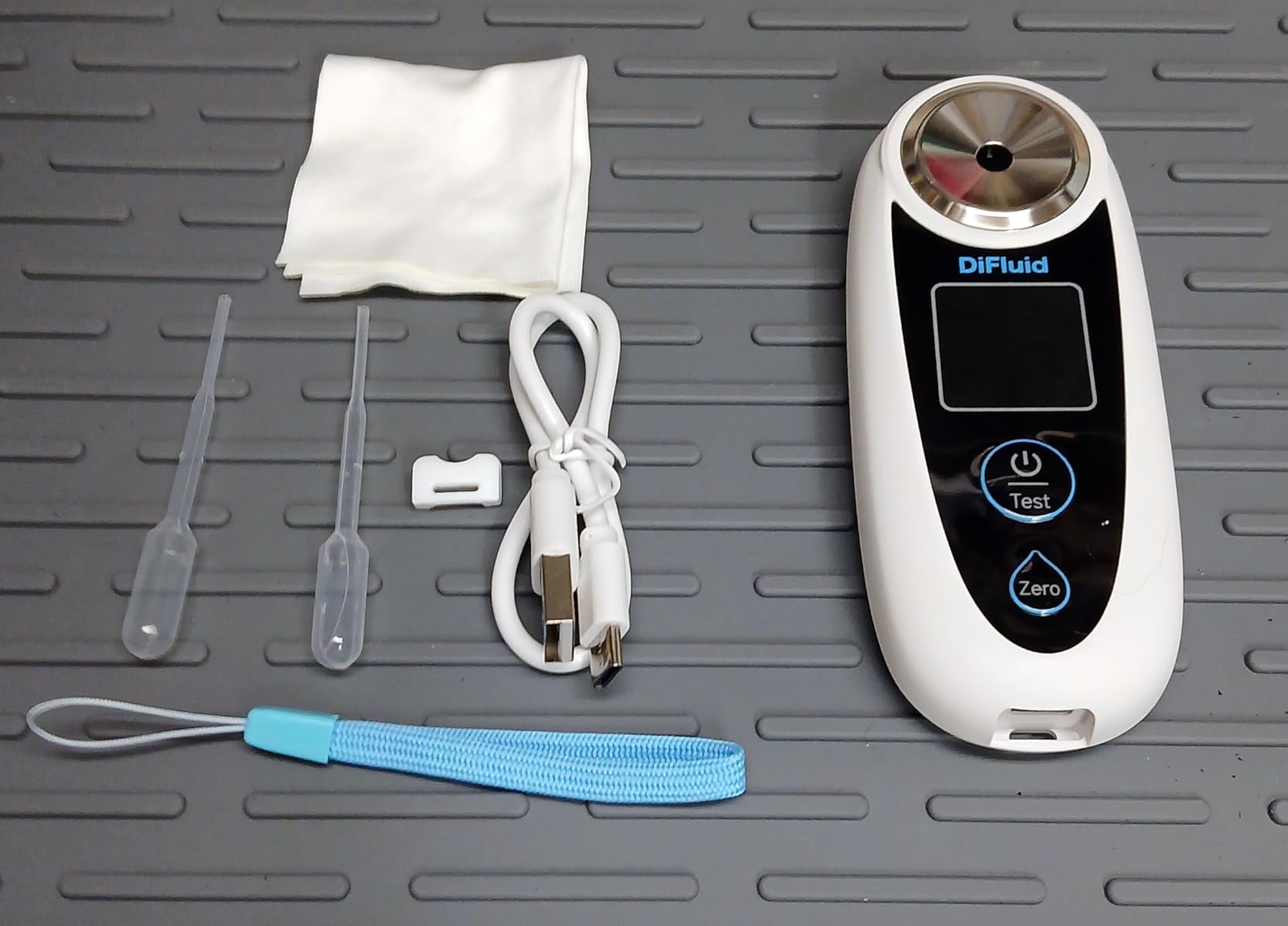 Brix Refractometer with ATC - 0-55% Range, Portable Sugar Tester for Durian, Syrups, Fruits, Juice, Home Brewing & Field Testing customer photo 2