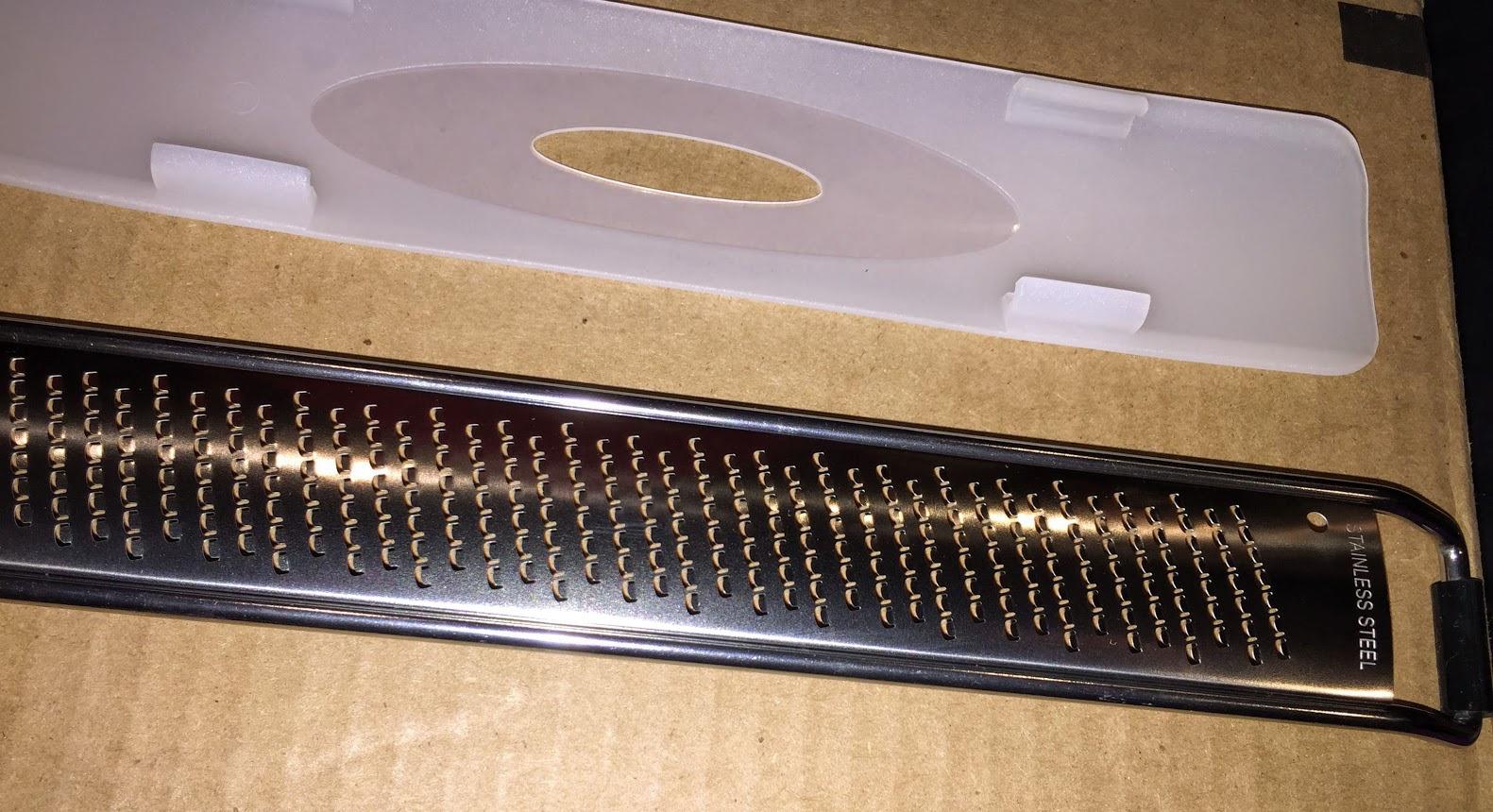 Zester Grater, Lemon Zester Grater with Handle, Premium Stainless Steel Citrus Zester for Parmesan, Garlic, Chocolate, Ginger, Non-Slip Grip, Safety Cover & Cleaning Brush, Black customer photo 1