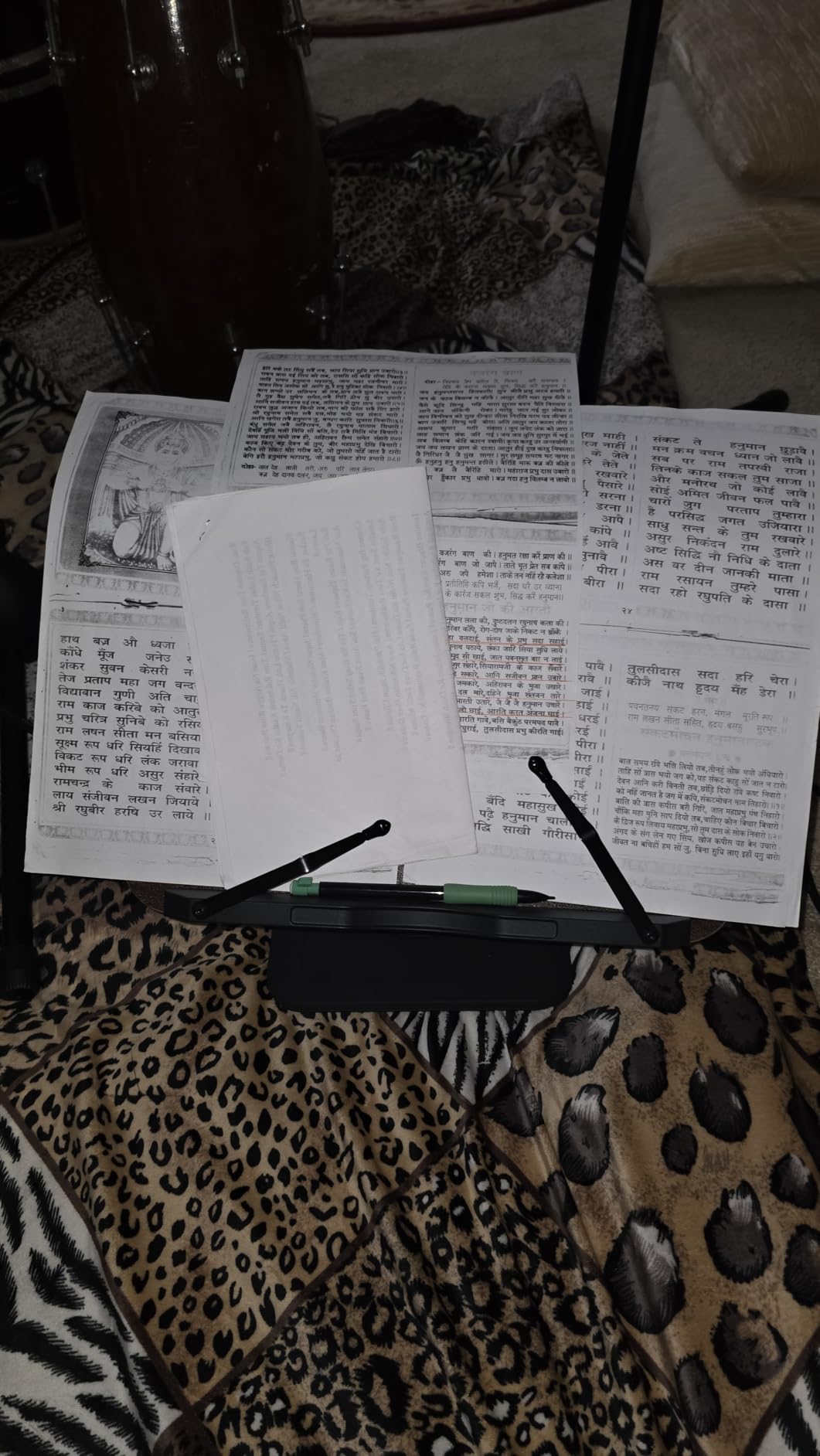 Book Stand for Reading, Adjustable Book Holder with 360°Rotating Bases, Ergonomic Cookbook Stand Recipe Book Holder with Elastic Page Clips for Magazines, Tablets, Laptops,Black customer photo 2