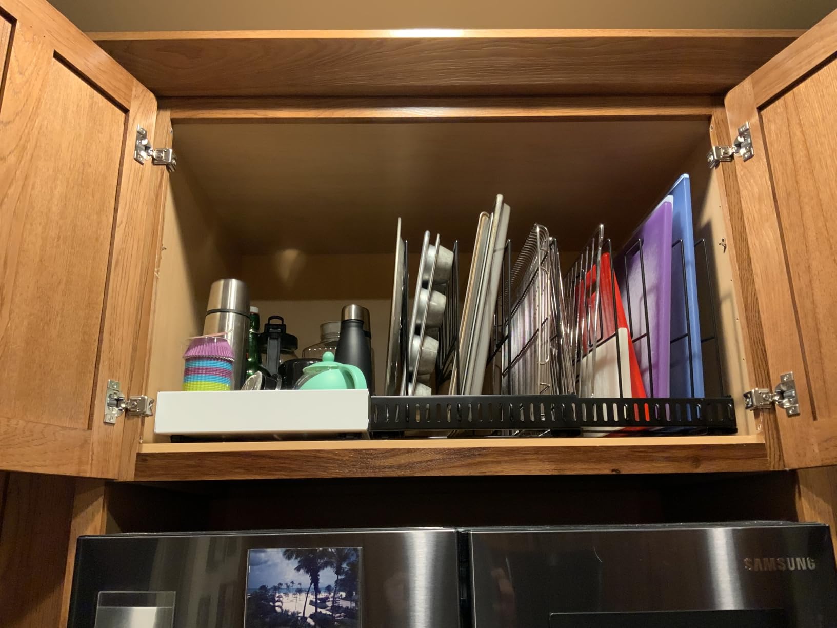 Housolution Pull Out Large Baking Tray and Cookie Sheet Organizer, 13-22 Width Expandable Cutting Board Holder with 8 Adjustable Dividers, 20 Deep Bakeware Storage Rack for Cabinet, Black customer photo 1