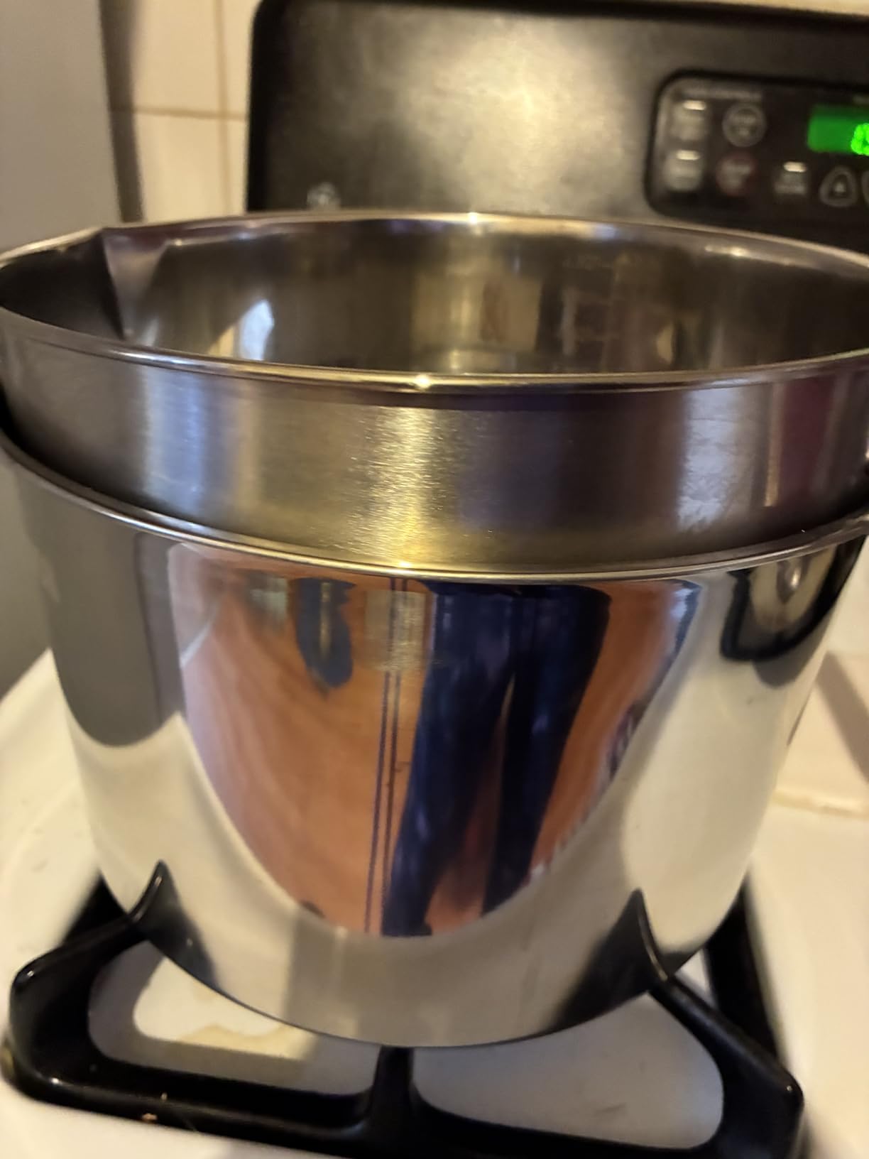 Large Double Boiler Pot Set,3500ML/3.1QT Mixing Bowl for Chocolate Melting, 5000ML/ 4.5QT 304 Stainless Steel Pot With Silicone Spatula customer photo 1