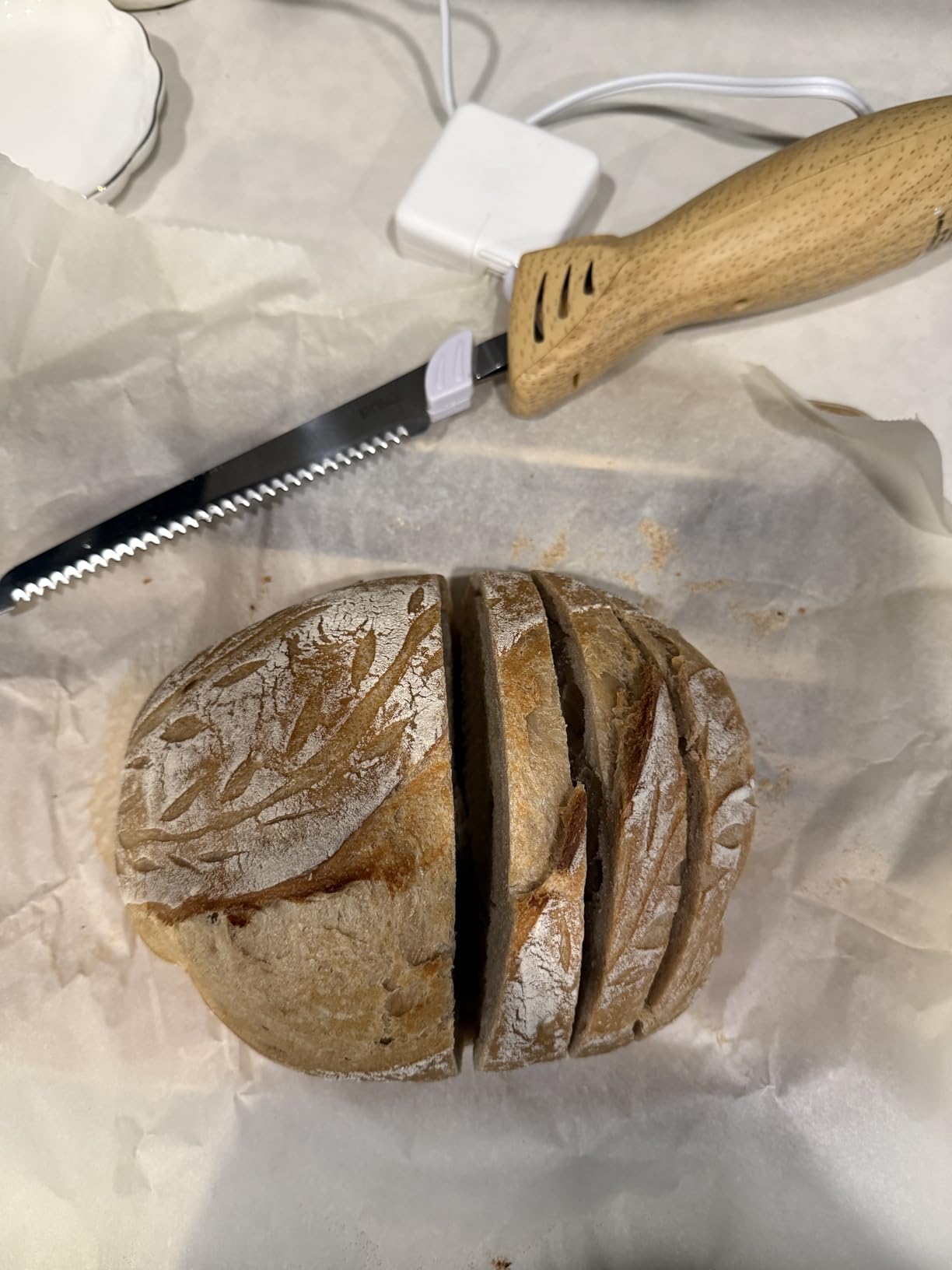 Prikoi Electric Knife - Carving Knife Set, Easy-Slice Serrated Edge Blades for Meat, Bread, Turkey, Ribs, Fillet, DIY, Ergonomic Handle + 2 Blades for Raw & Cooked Food New Upgrade(Faux Wood) customer photo 2