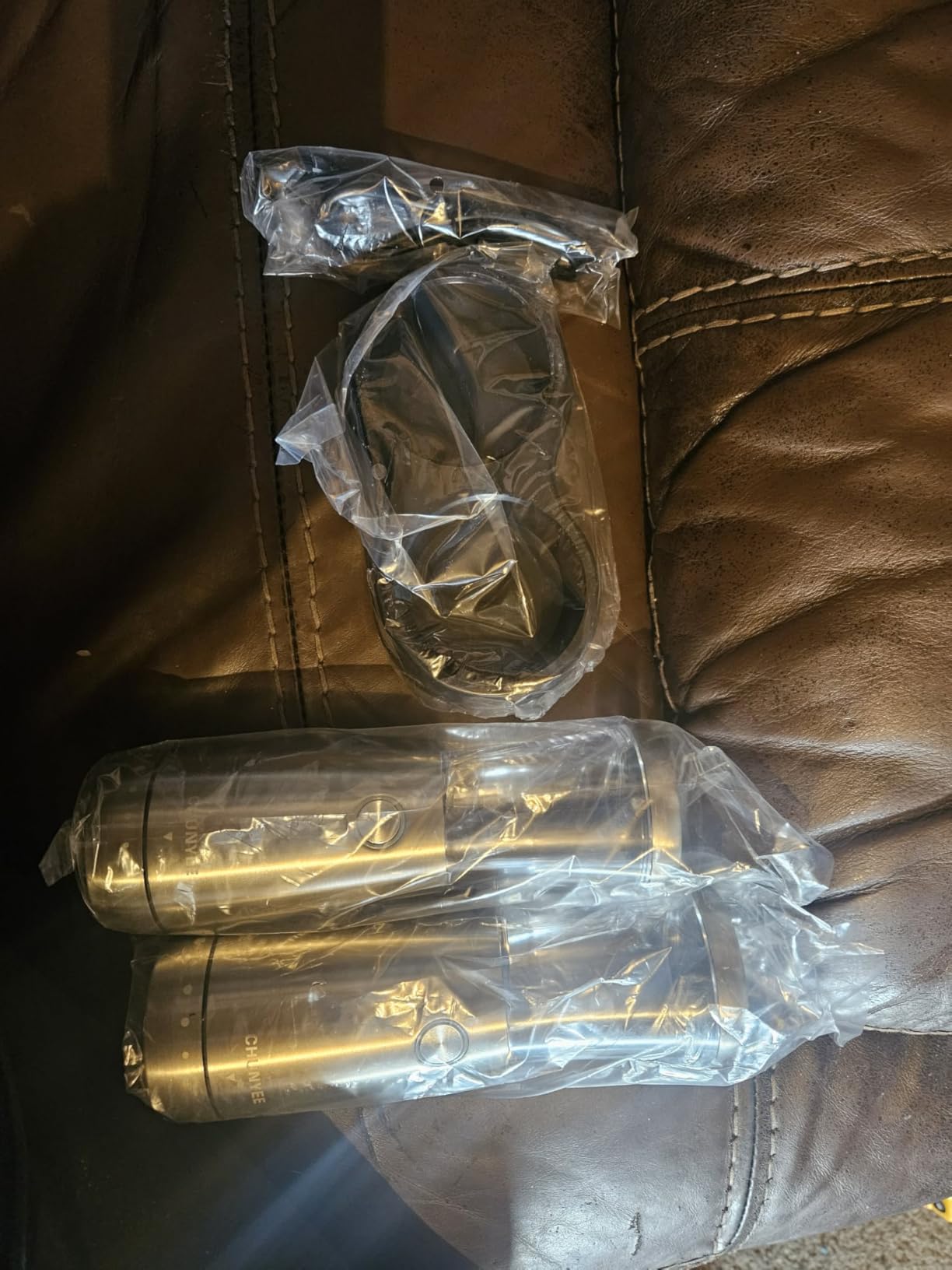 Electric Salt and Pepper Grinder Set - Automatic Stainless Steel Rechargeable Salt and Pepper Grinder Set with Storage Base, Large Capacity, LED Light & Adjustable Coarseness, Ideal Kitchen Gadget customer photo 2