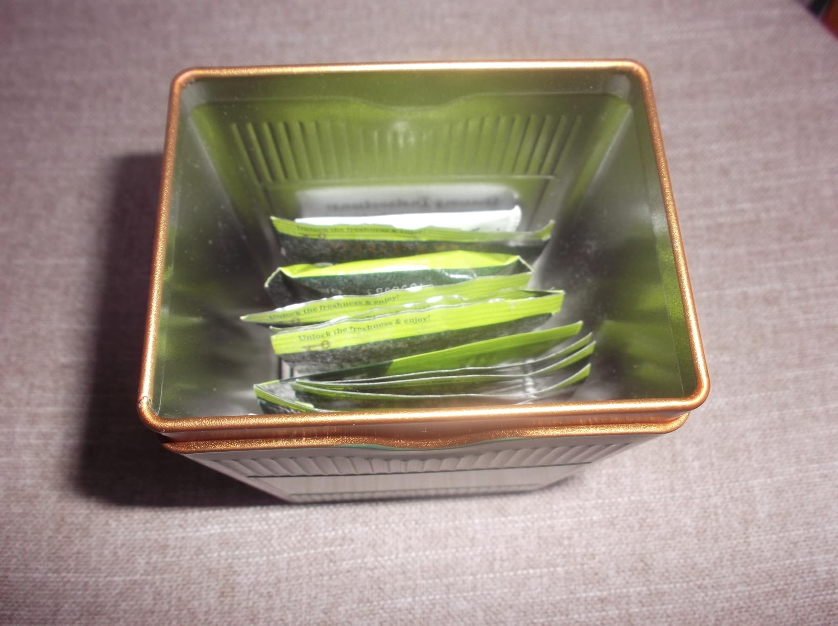 Tea Tin, Premium Tight Sealing Metal Canister with Press On Lid, Storage Tin for Loose Leaf, Tea Bags, Coffee Beans & Spices, Ideal for Kitchen Countertop & Pantry, Green Square Tinplate Can customer photo 2