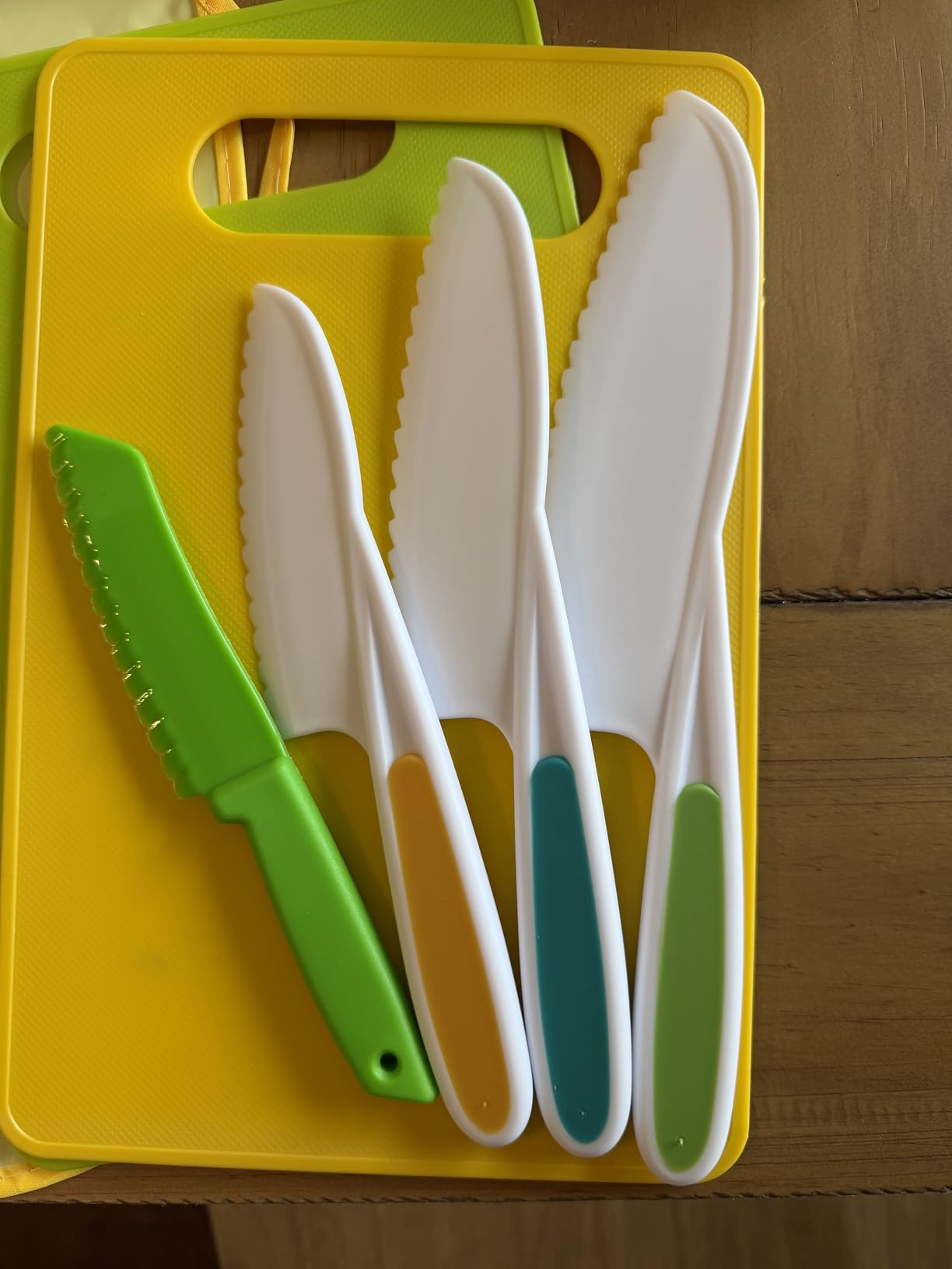 16PCS Kids Cooking Sets Real Montessori Kitchen Tools for Toddlers - Kids Knife Set for Real Cooking with Child-Friendly Plastic, Montessori Toys for Age 3-10 Year Old Girl Boy Gift customer photo 2