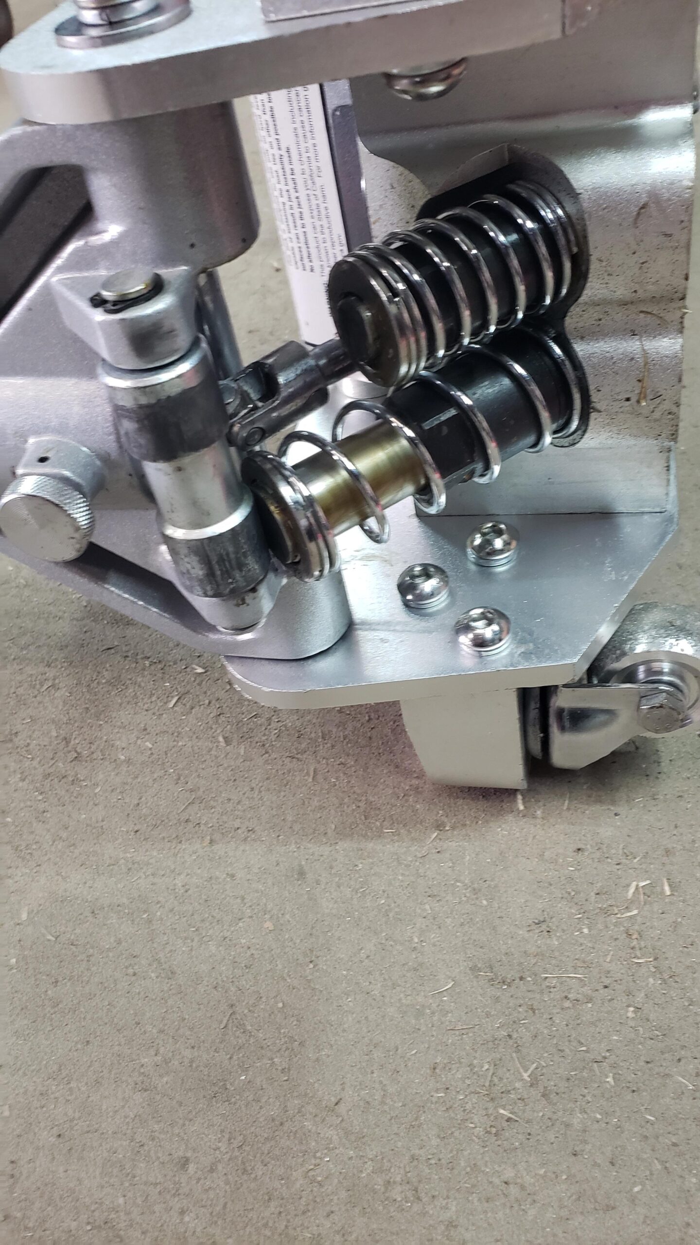 ARCAN 2-Ton (4,000 lb.) Aluminum Low Profile Floor Jack, Model A20017 customer photo 2