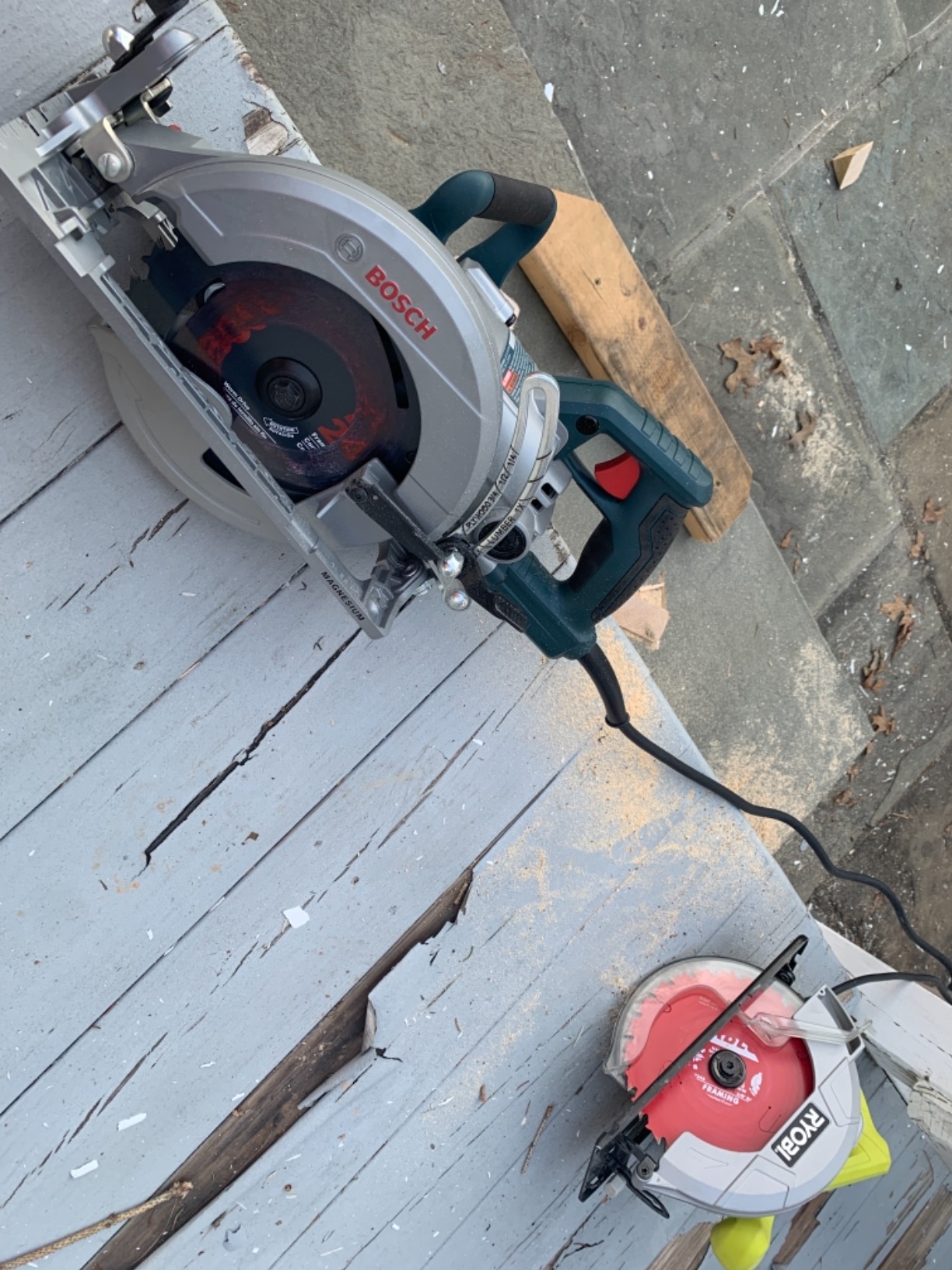 Bosch 7-1/4-Inch Worm Drive Circular Saw CSW41 customer photo 1