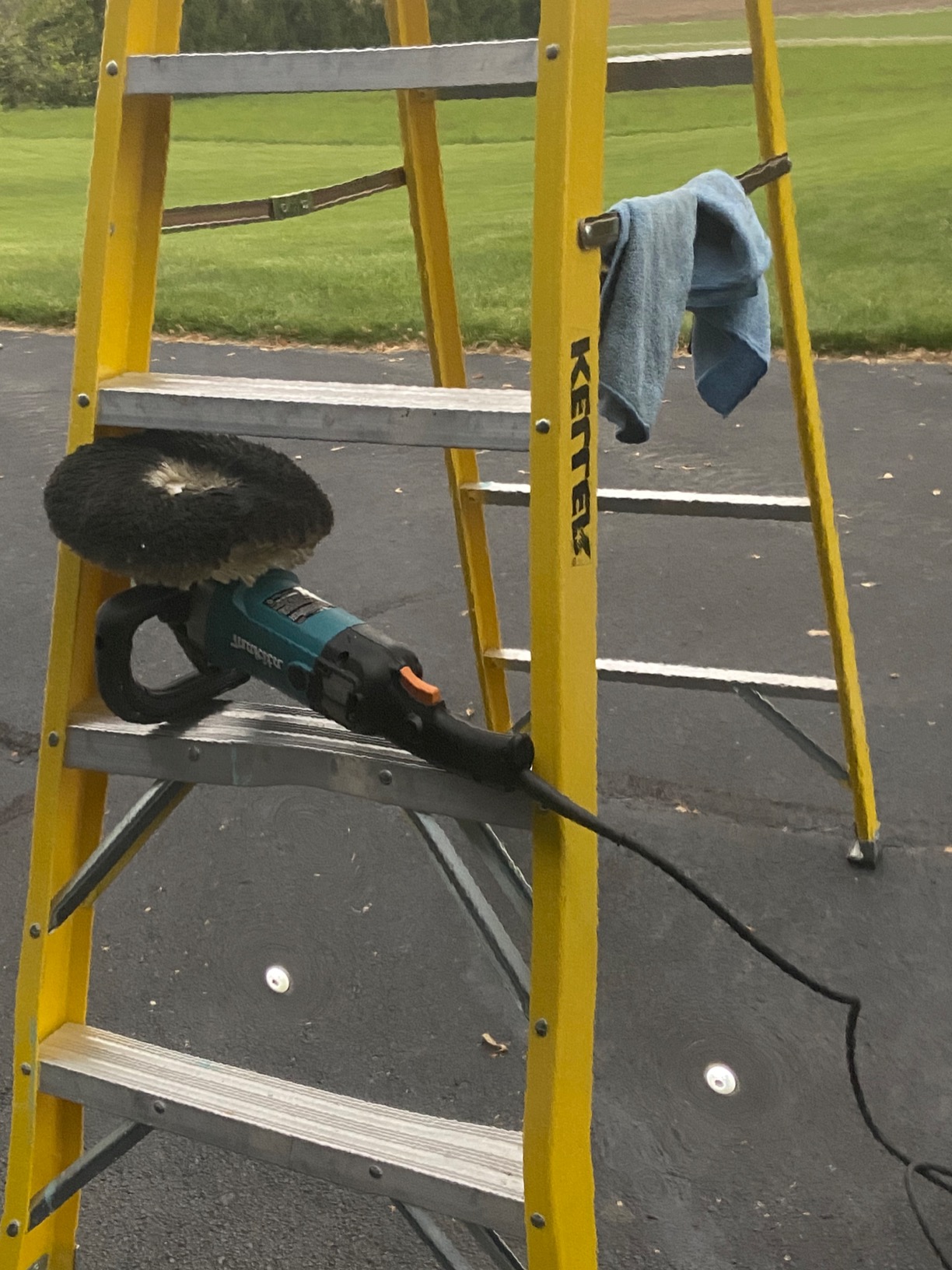 Makita 9237CX3 7-Inch Polisher customer photo 2