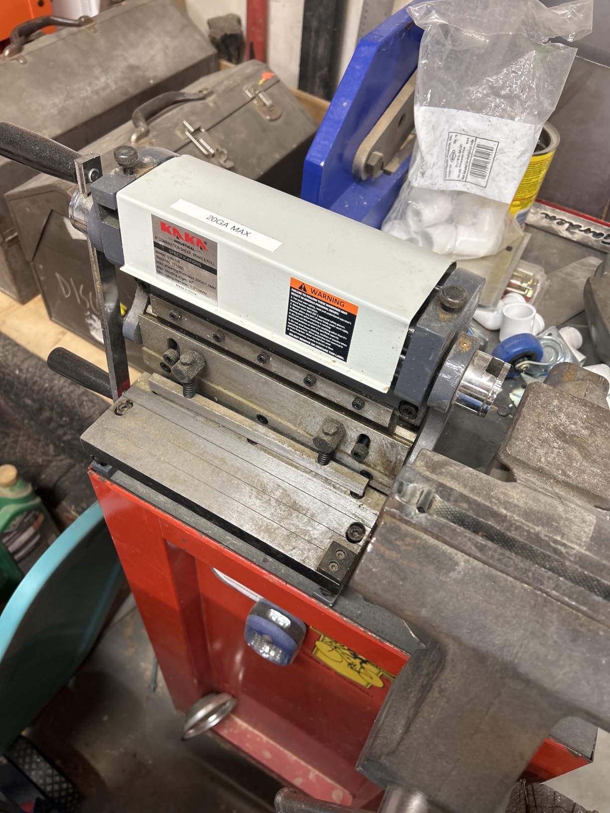 KAKA INDUSTRIAL Metal Brake, 8-inch, 3-In-1 Combination Shear Brake Roll Machine, 20-Gauge Shear, 90 Degree Slip Roll Machine for Bending Rolling 3-IN-1/8 customer photo 1