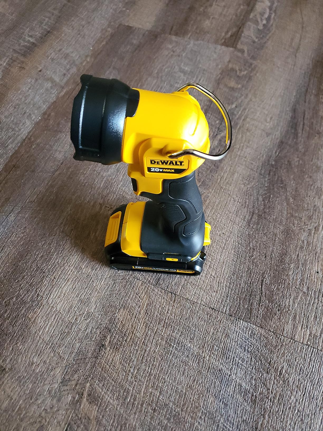 DEWALT 20V MAX Cordless Drill Impact Driver and LED Work Light Portable, Power Tool Combo Kit 3 Tool, 2 Batteries and Charger Included (DCK340C2) customer photo 2